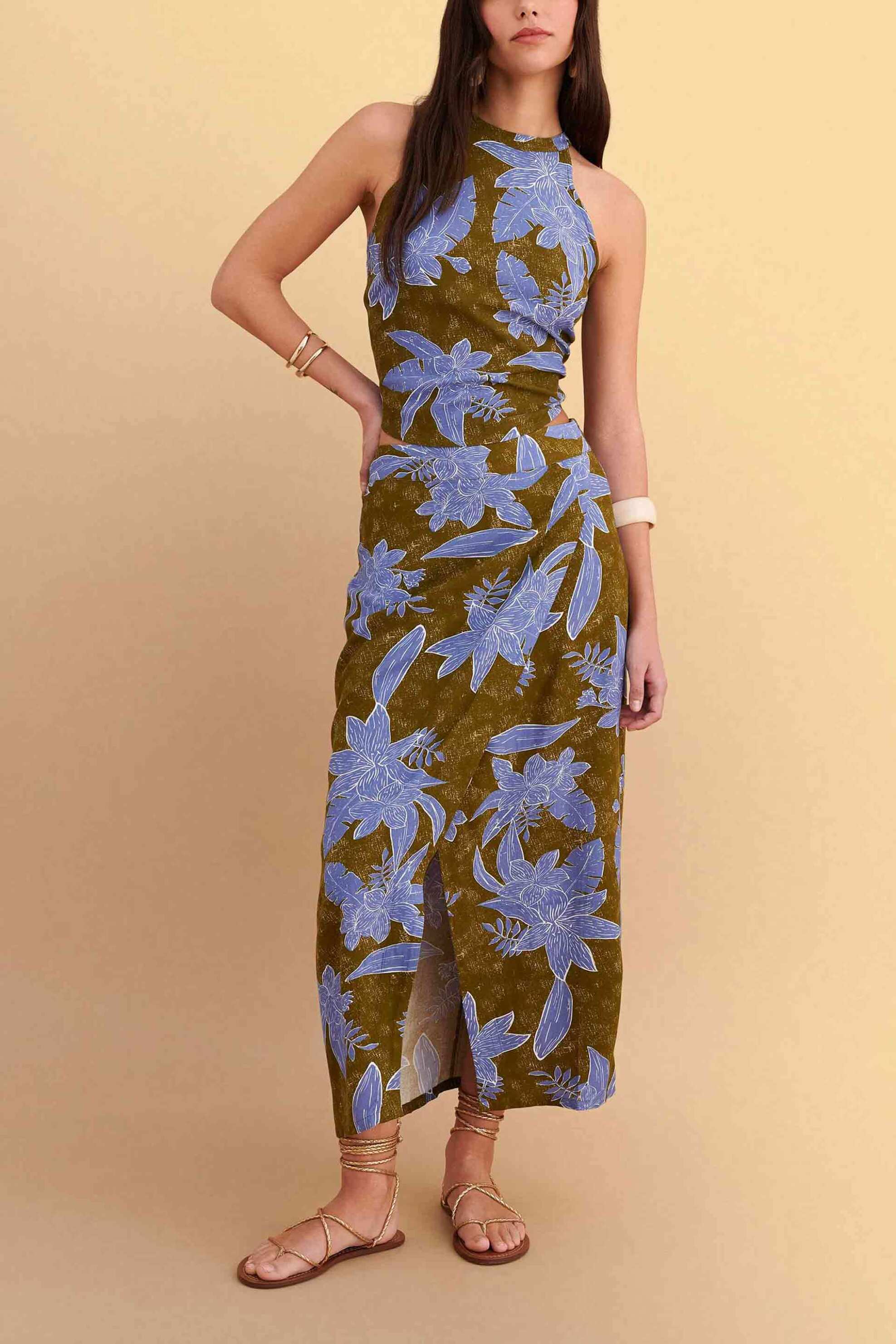 Attrativo γυναικείο αμάνικο τοπ με halter neck και floral print – 9923203 Μπλε