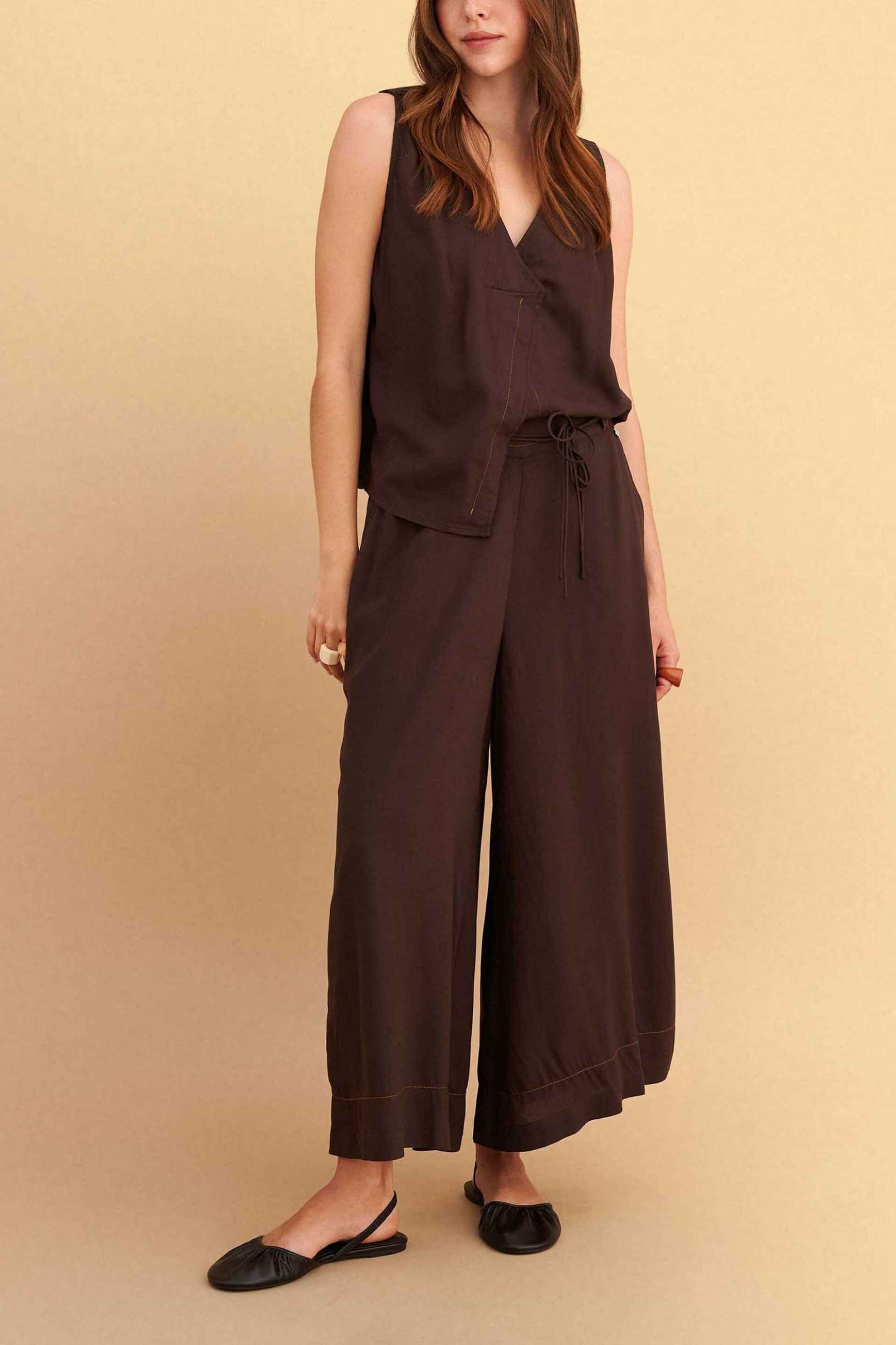 Attrattivo γυναικεία παντελόνα με ζώνη μονόχρωμη Wide Leg - 9923330 Καφέ