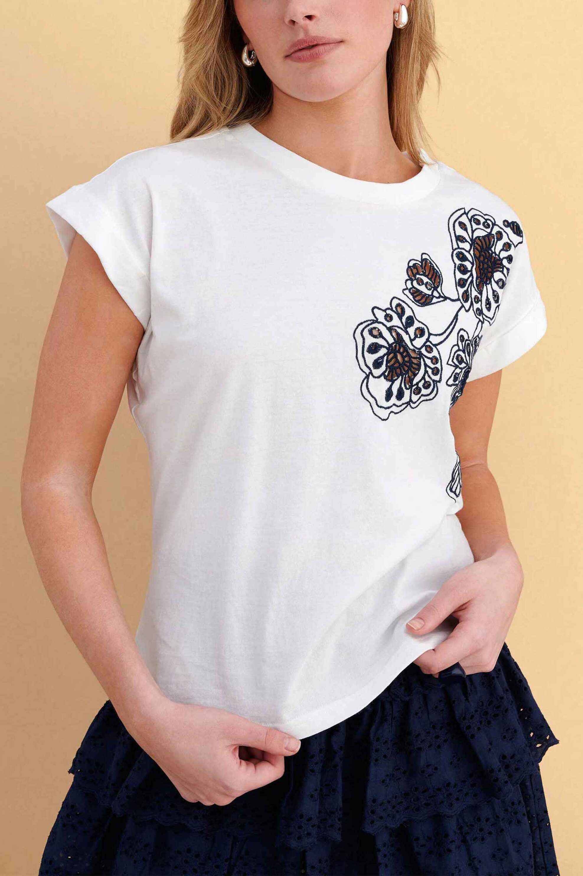 Attrativo γυναικείο T-shirt με print - 9923255 Λευκό