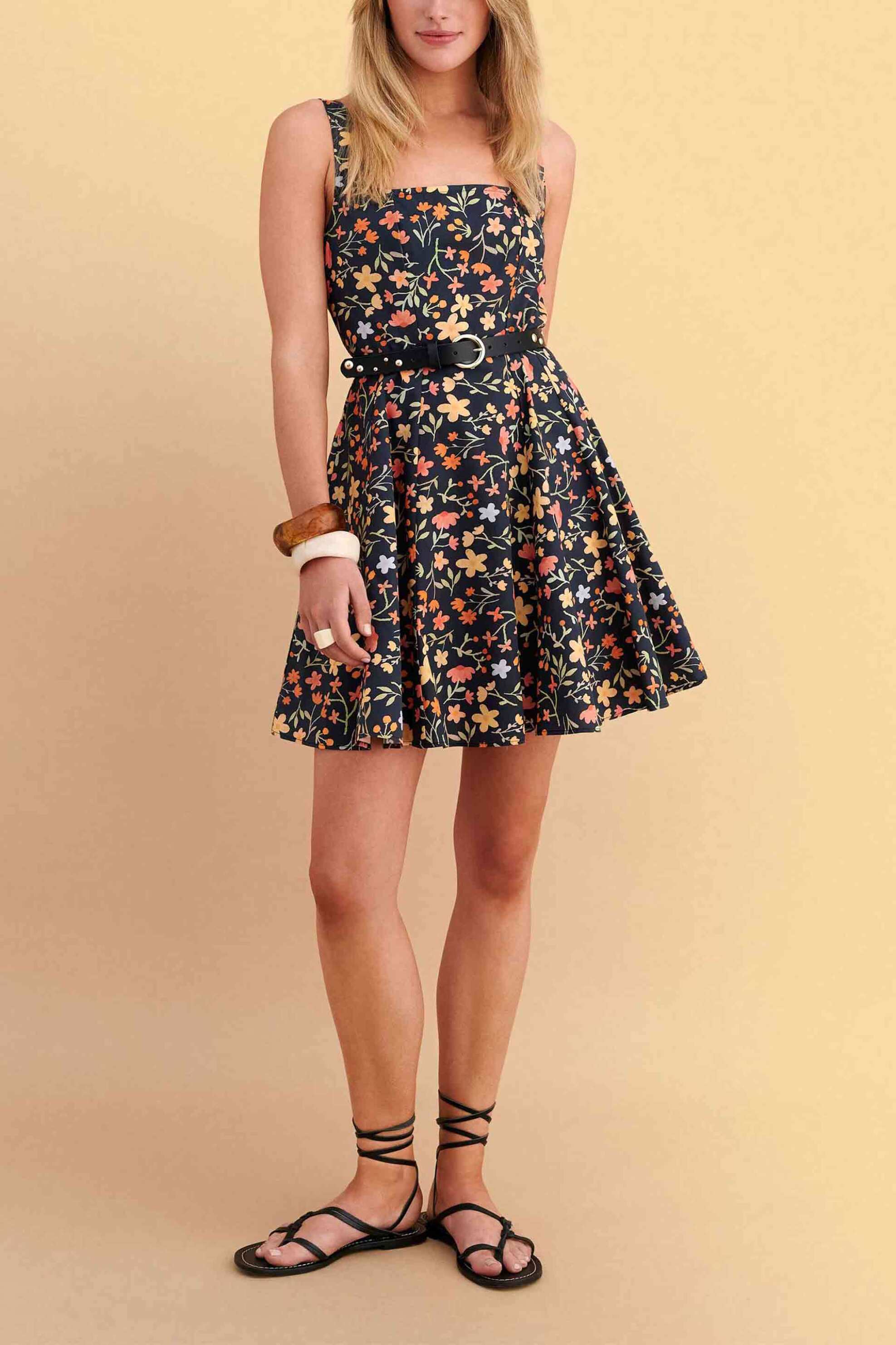 Attrativo γυναικείo mini αμάνικο φόρεμα με floral print - 91056853 Μαύρο