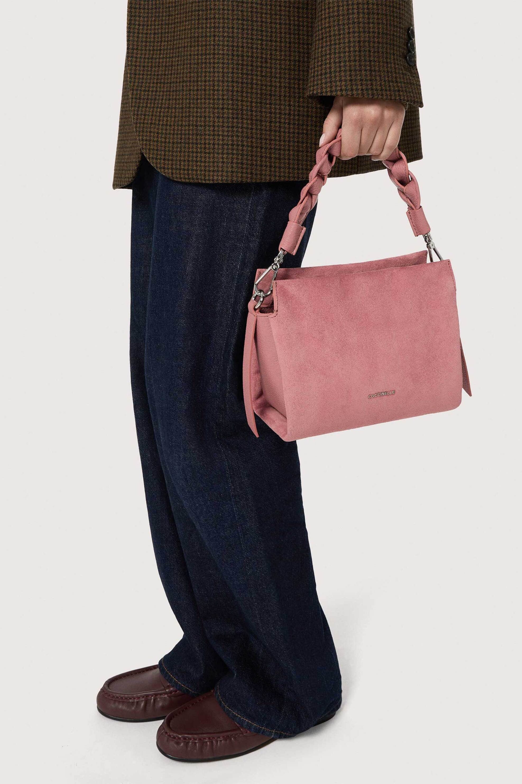 COCCINELLE Coccinelle γυναικεία τσάντα χειρός από δέρμα suede με πλεκτό λουρί "Boheme" - E1P6P-580101 Ροζ - 4