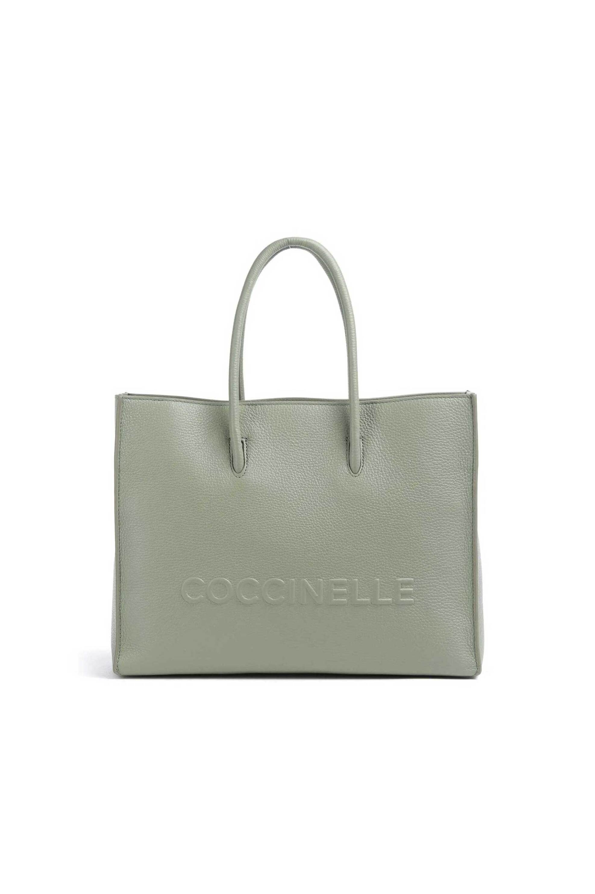 Coccinelle γυναικεία δερμάτινη τσάντα χειρός μονόχρωμη με ανάγλυφο λογότυπο "Myrtha Maxi Logo M" - E1QBB-180201 Βεραμάν