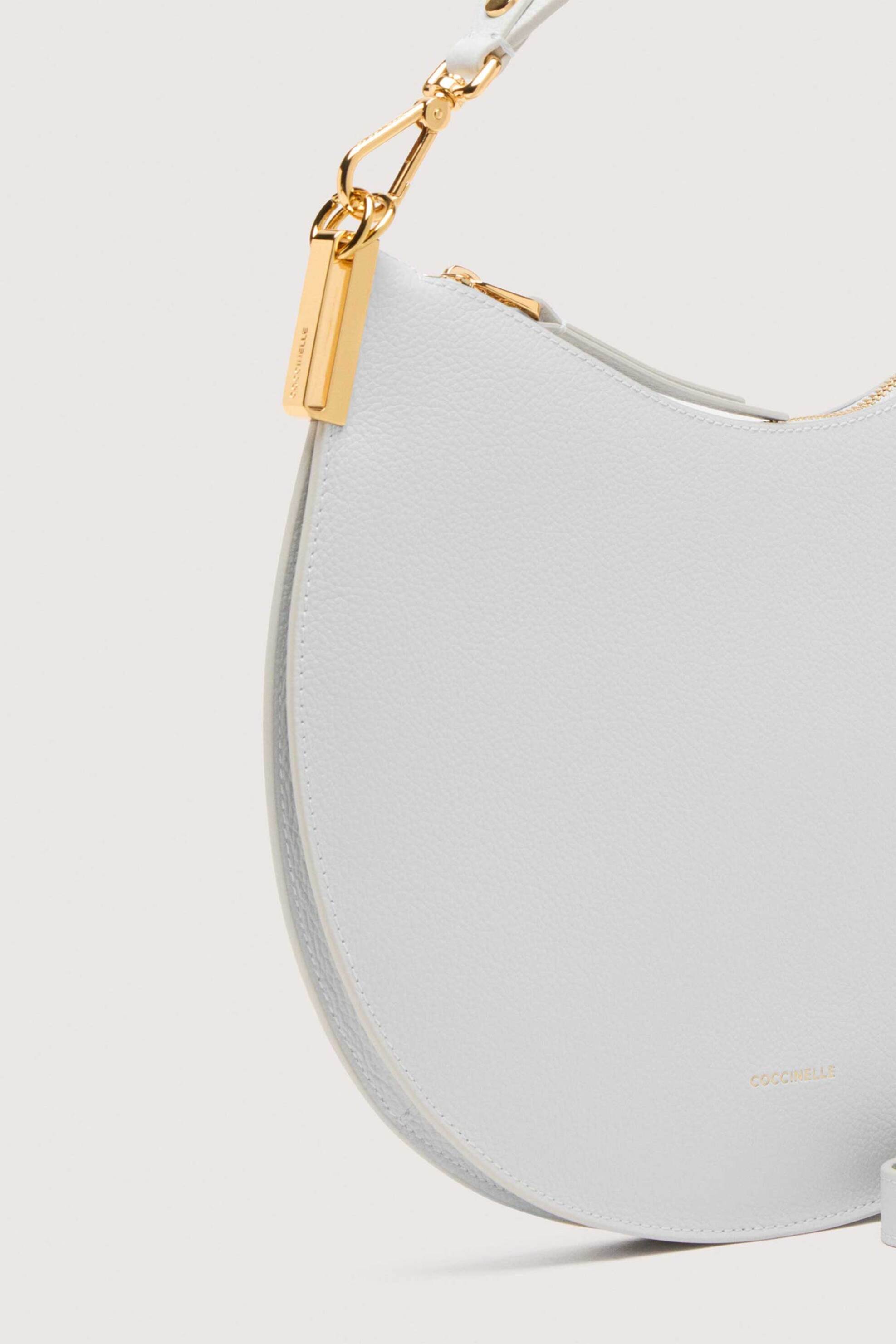 Coccinelle γυναικεία δερμάτινη τσάντα ώμου "Sunup Medium" - E1QKF-130201 Λευκό φωτογραφία