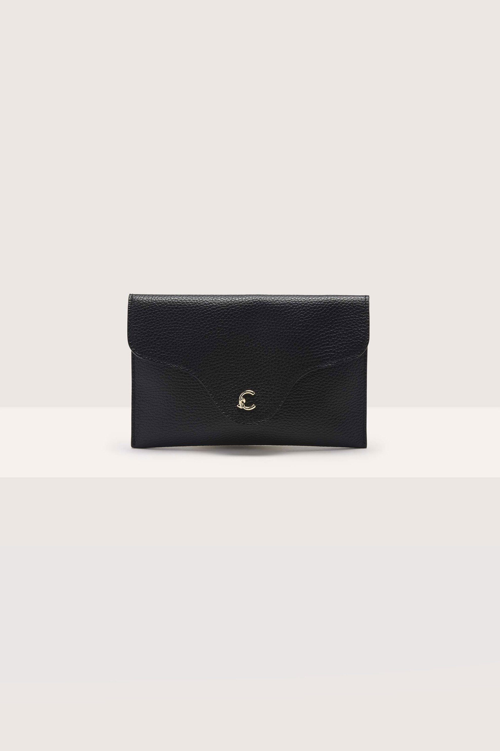Coccinelle Coccinelle γυναικείος φάκελος με flap κλείσιμο - E5SSL-190101 Μαύρο 2025