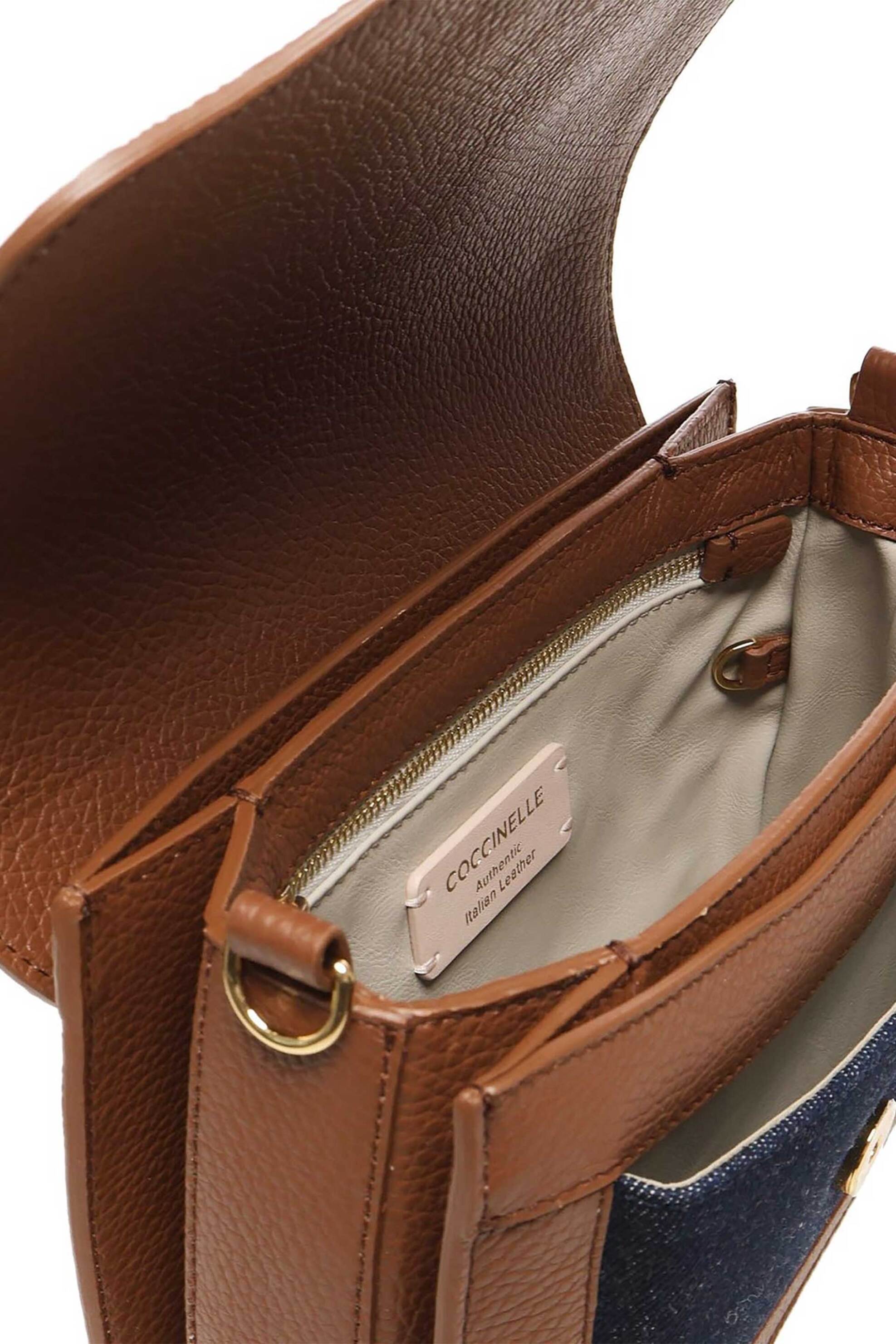 Coccinelle γυναικεία τσάντα crossbody "Logo Plaque Foldover " - E1T1Q-150101 Ταμπά φωτογραφία