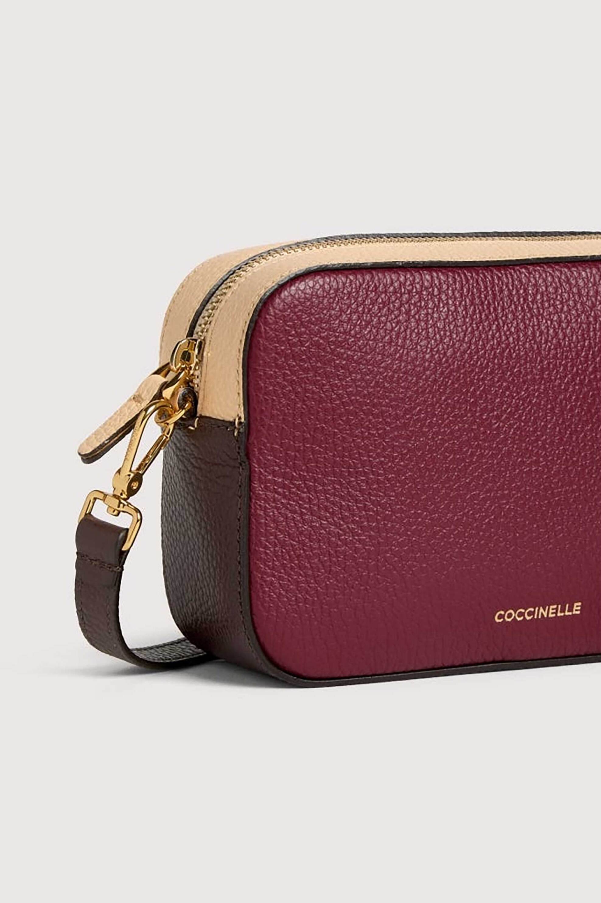 Coccinelle γυναικείο mini bag crossbody "Tebe Small" - E5RWF-55I101 Μπορντό φωτογραφία
