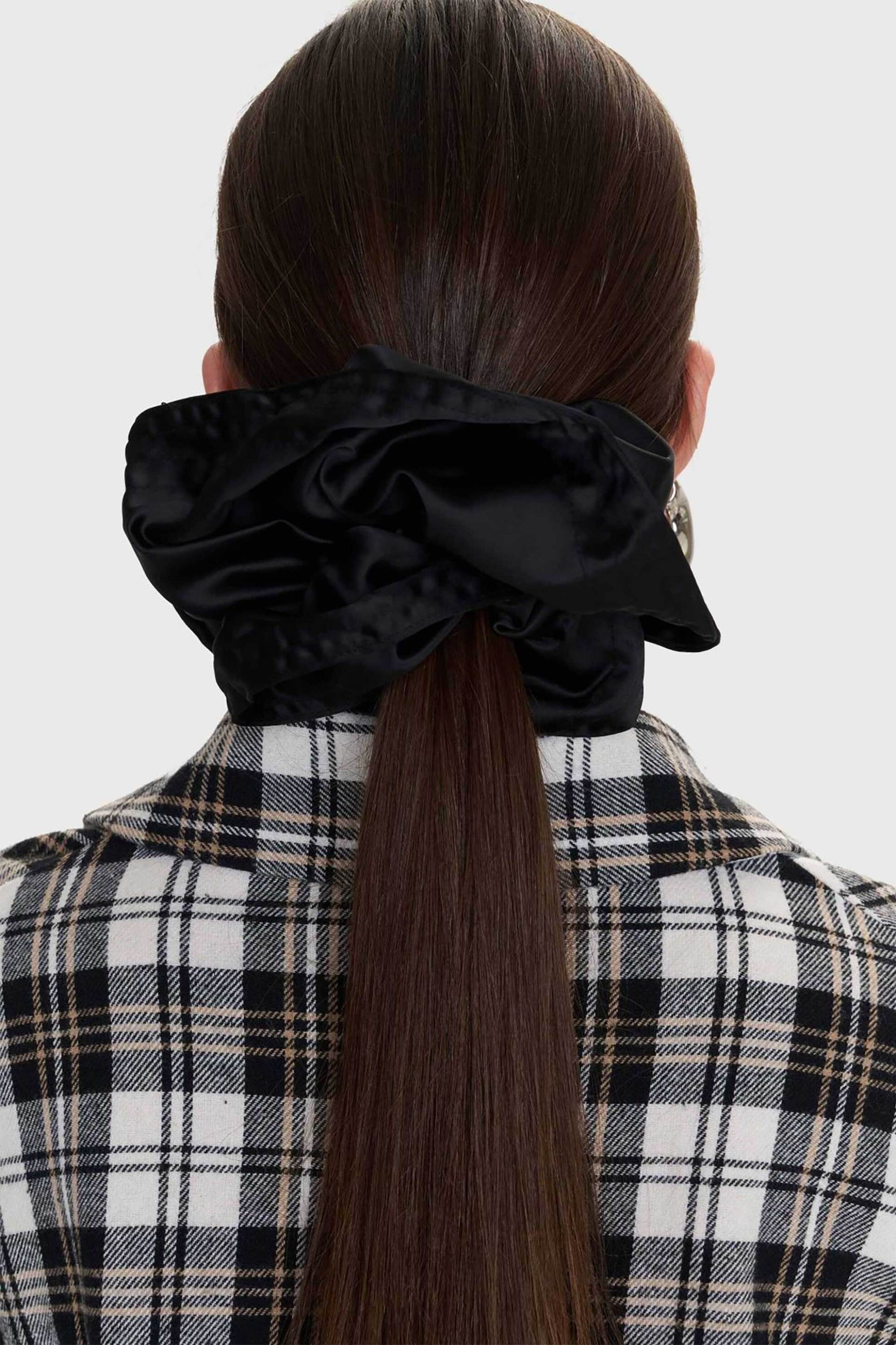 'ALE γυναικείο scrunchie oversized για τα μαλλιά - 8K23282 Μαύρο φωτογραφία