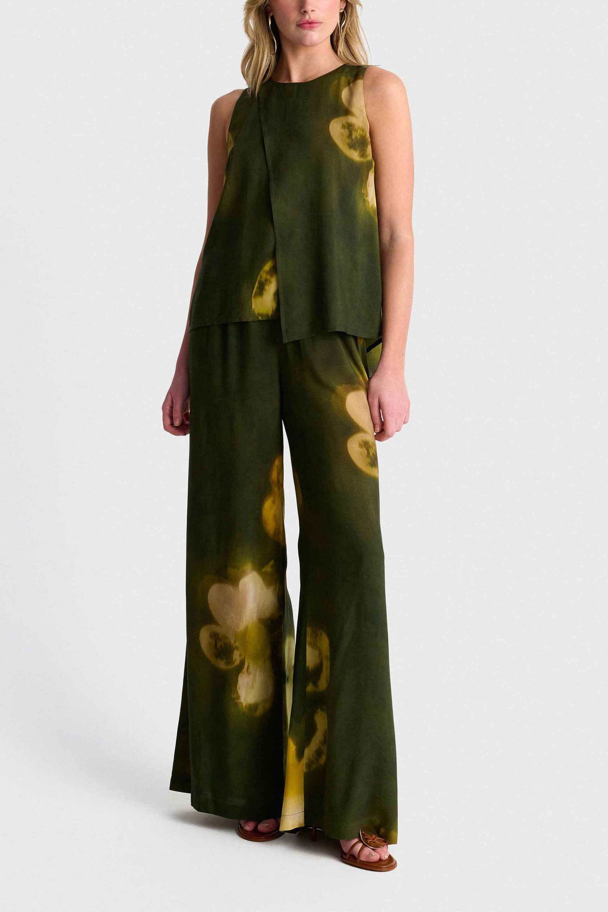 'ALE γυναικείο αμάνικο τοπ ασύμμετρο με floral print - 8923518 Κυπαρισσί
