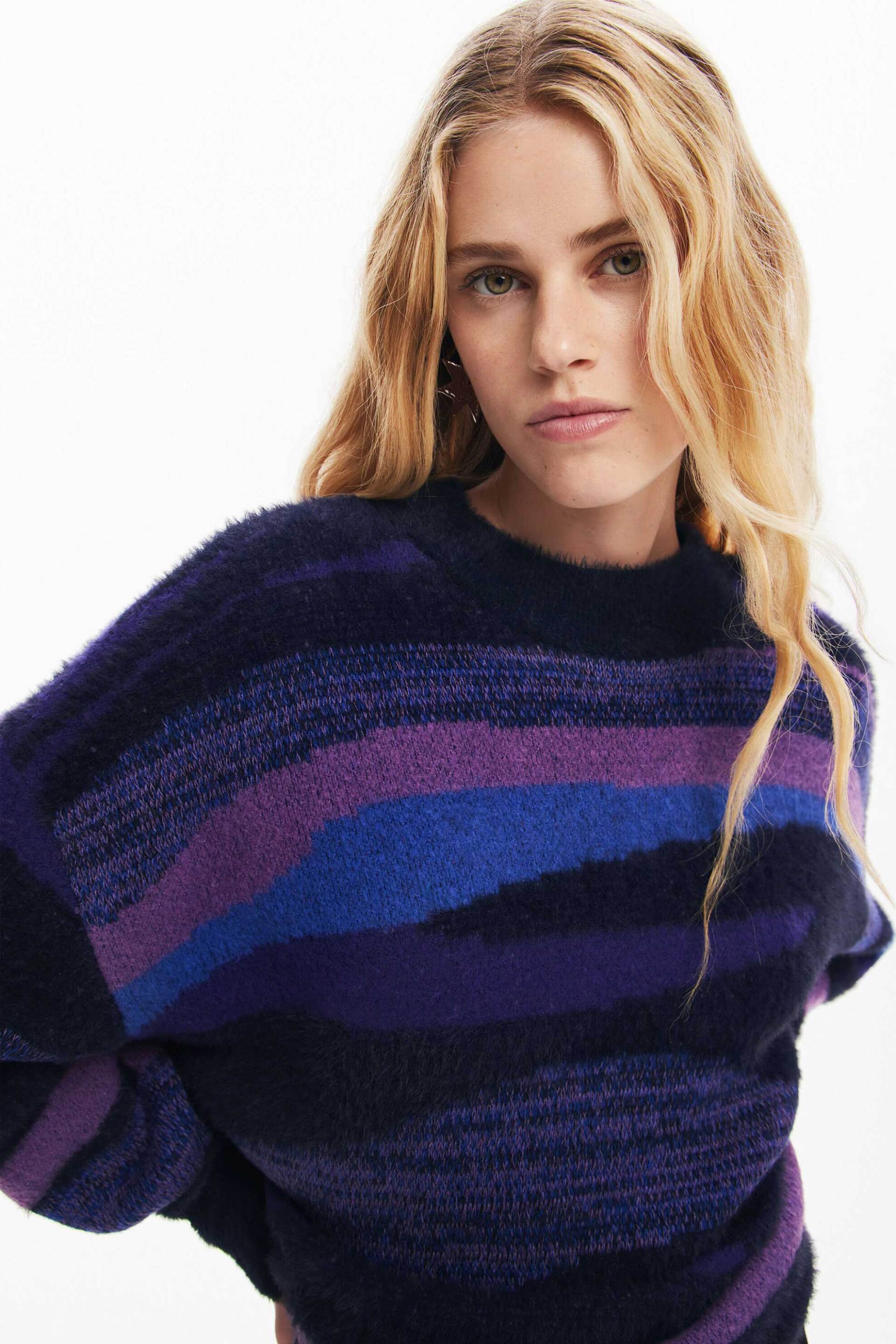 Desigual γυναικείο πουλόβερ με all-over print Oversized Fit - 24WWJF71 Μπλε Σκούρο φωτογραφία