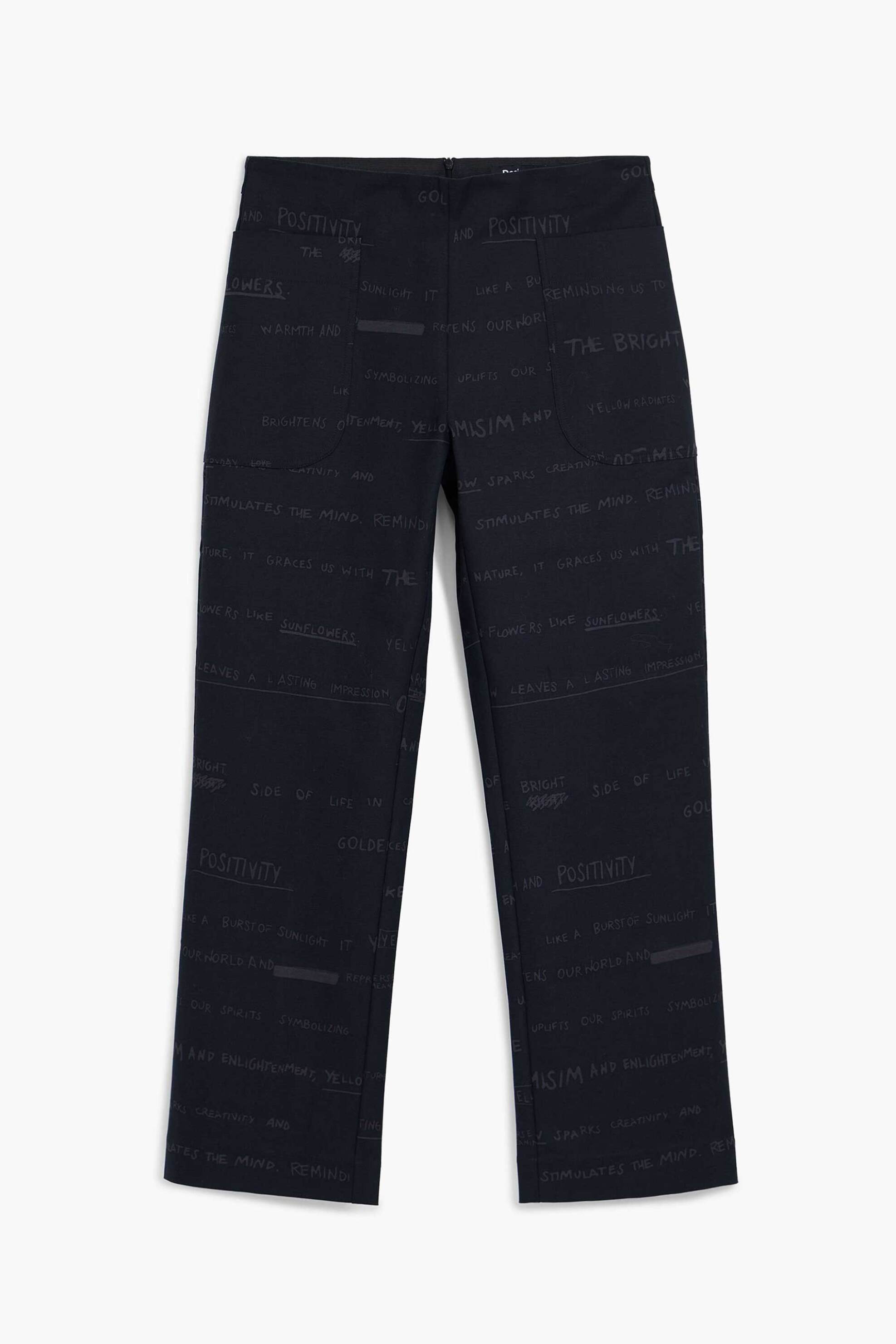 Desigual γυναικείο παντελόνι κάπρι με all-over lettering print - 24WWPW38 Μαύρο φωτογραφία