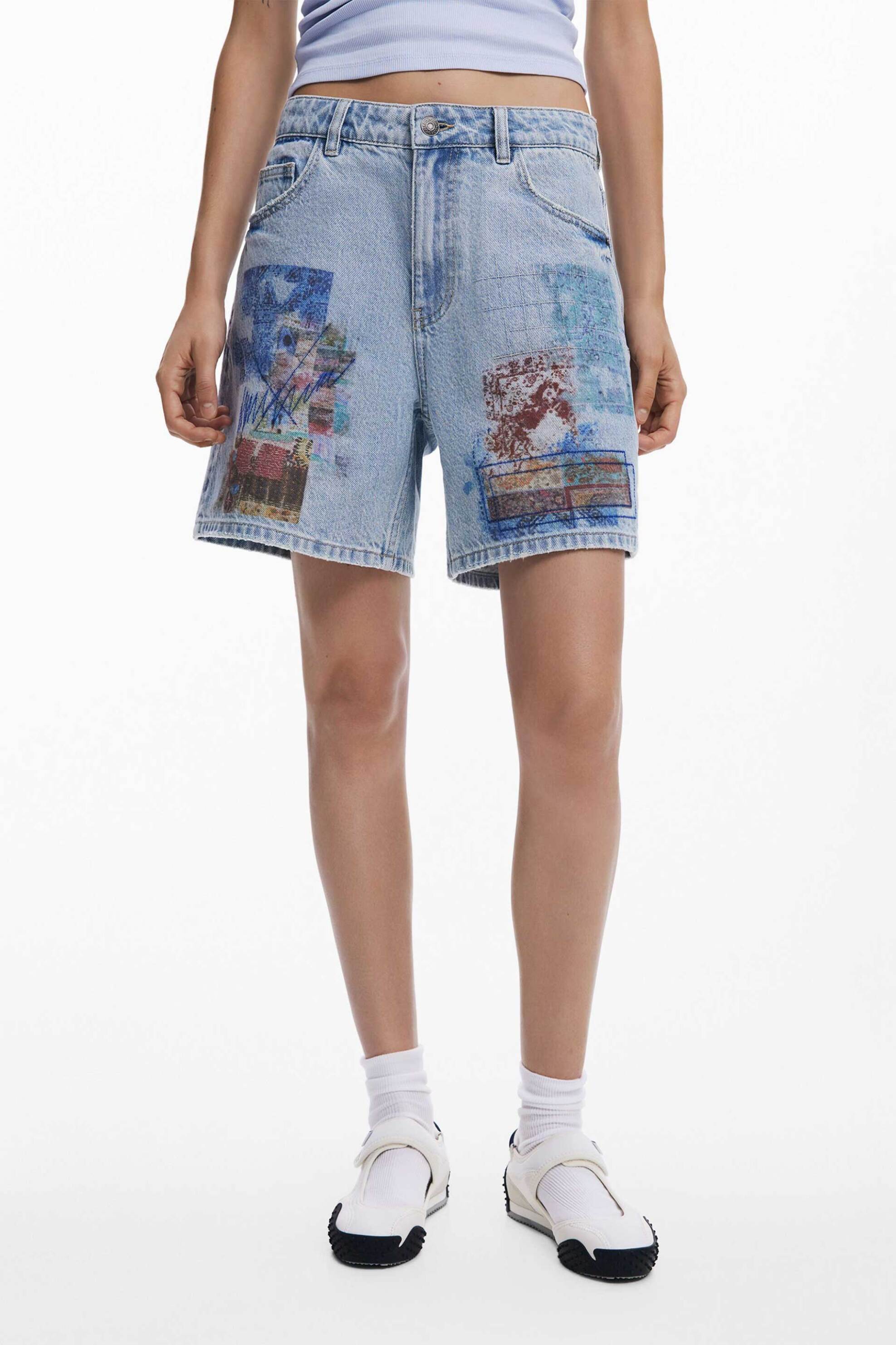 Desigual γυναικεία τζιν βερμούδα με ethnic print "Inidan" - 25SWDD24 Γαλάζιο φωτογραφία