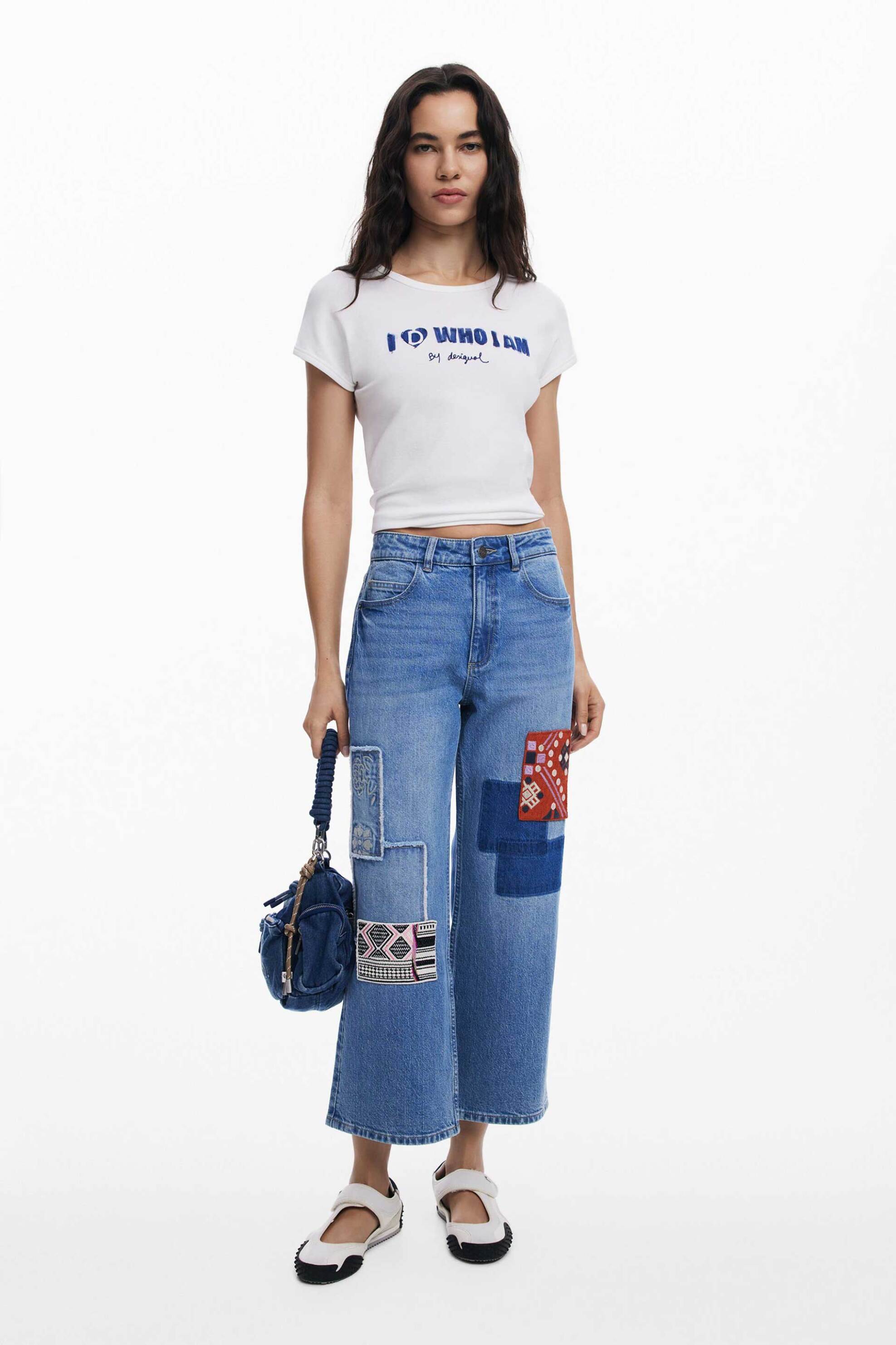DESIGUAL Desigual γυναικείo τζιν παντελόνι με κεντήματα Straight fit 