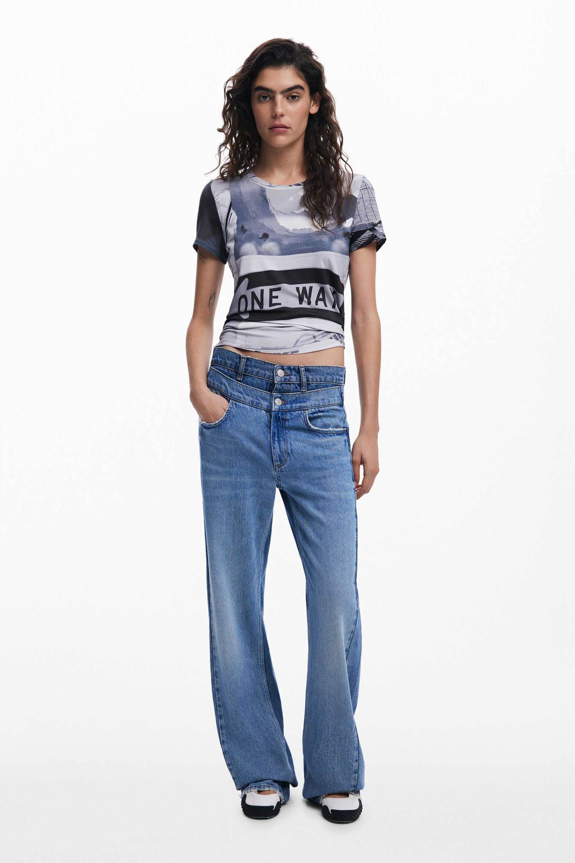 Desigual γυναικείο T-shirt με all-over print 
