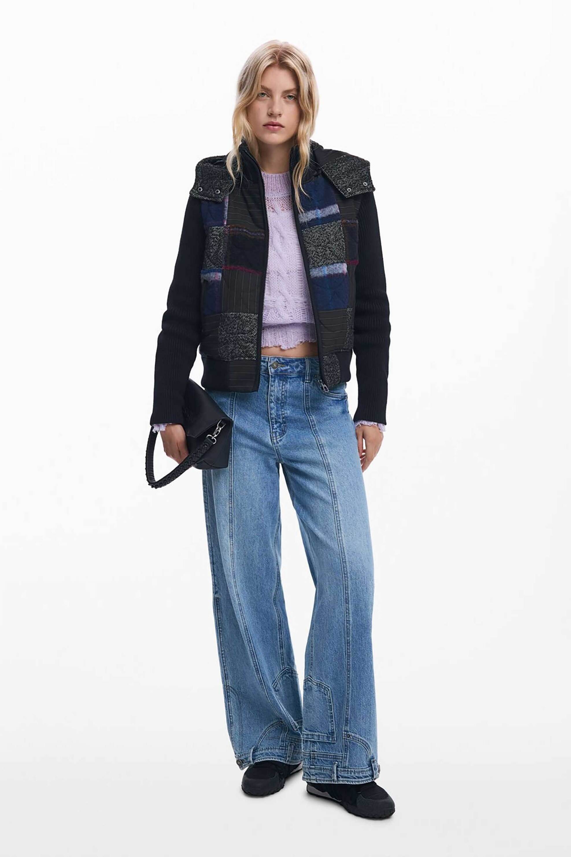 Desigual γυναικείο μπουφάν bomber με all-over print Regular Fit "Beta" - 25WWEW65 Μαύρο φωτογραφία