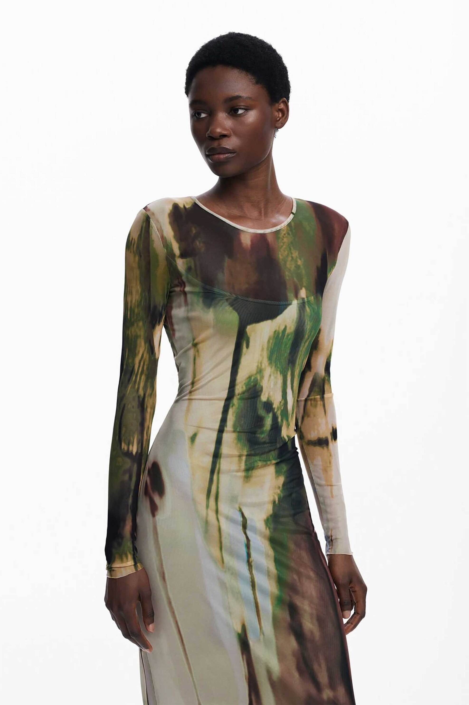 Desigual γυναικείο maxi φόρεμα με arty print και διάτρητο σχέδιο Slim Fit 