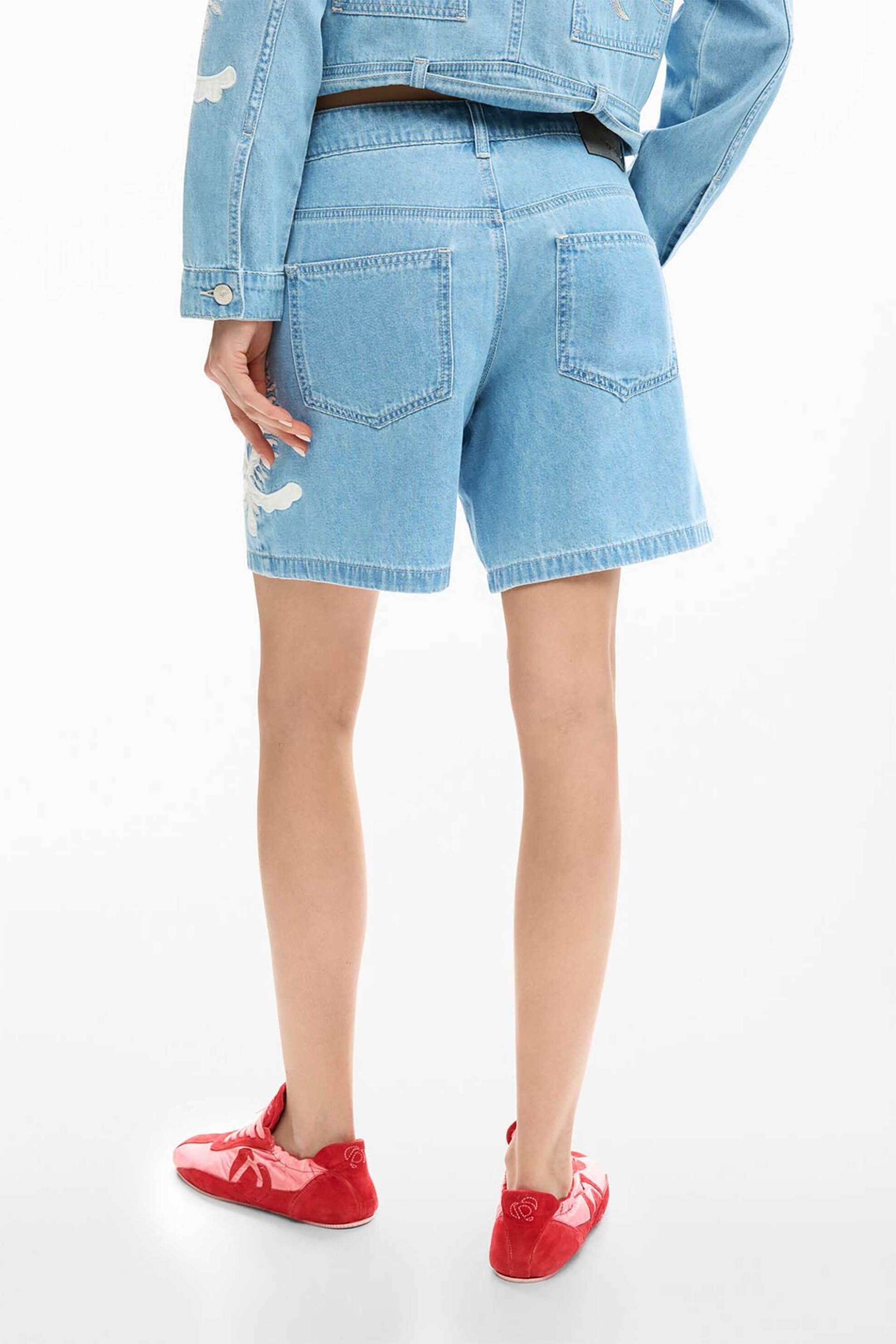 DESIGUAL Desigual γυναικεία βερμούδα denim με κεντημένα σχέδια ''Wakand'' - 26SWDD45 Denim Blue - 3