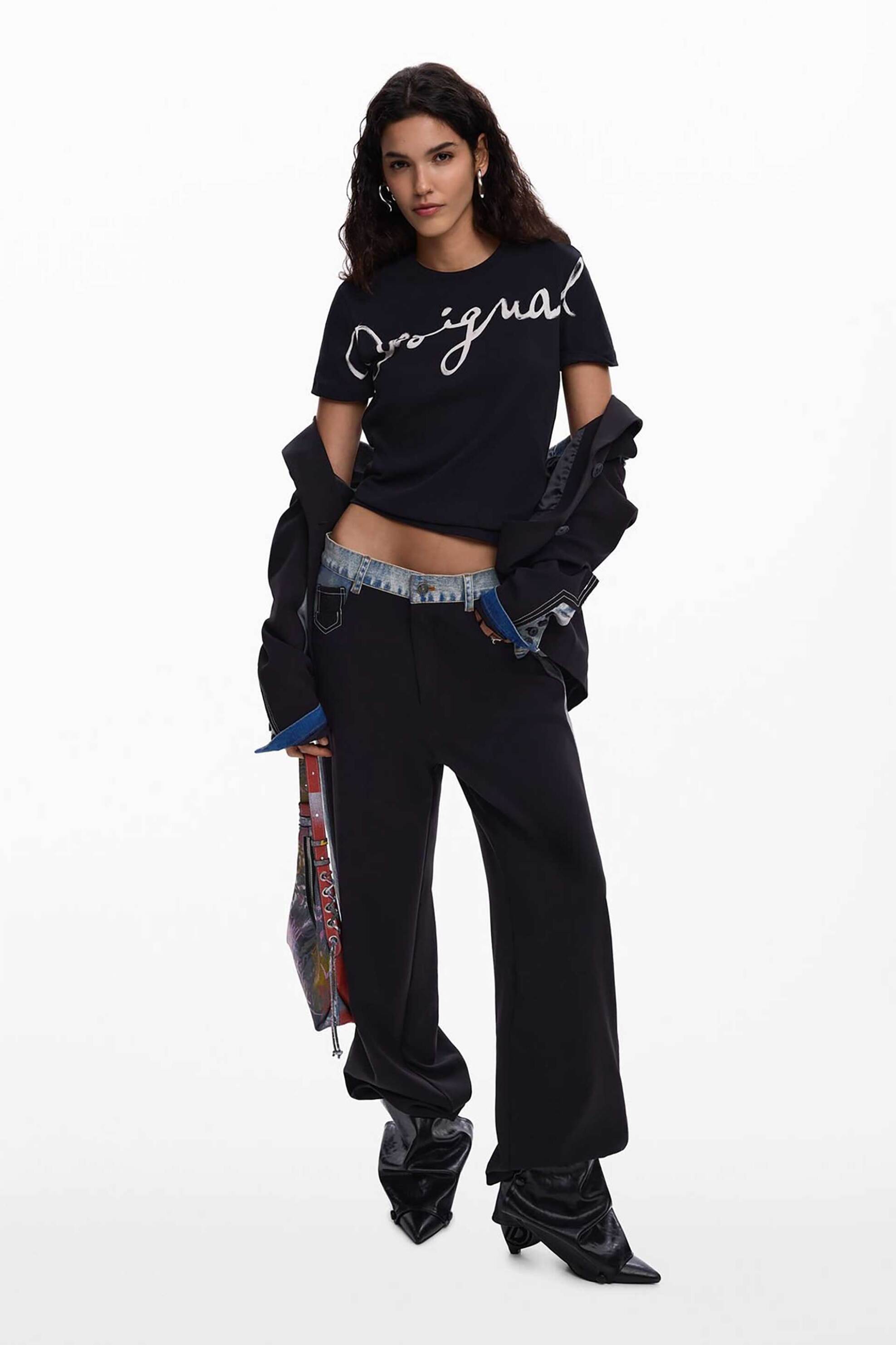 Desigual γυναικείo T-shirt με λογότυπο Regular Fit 