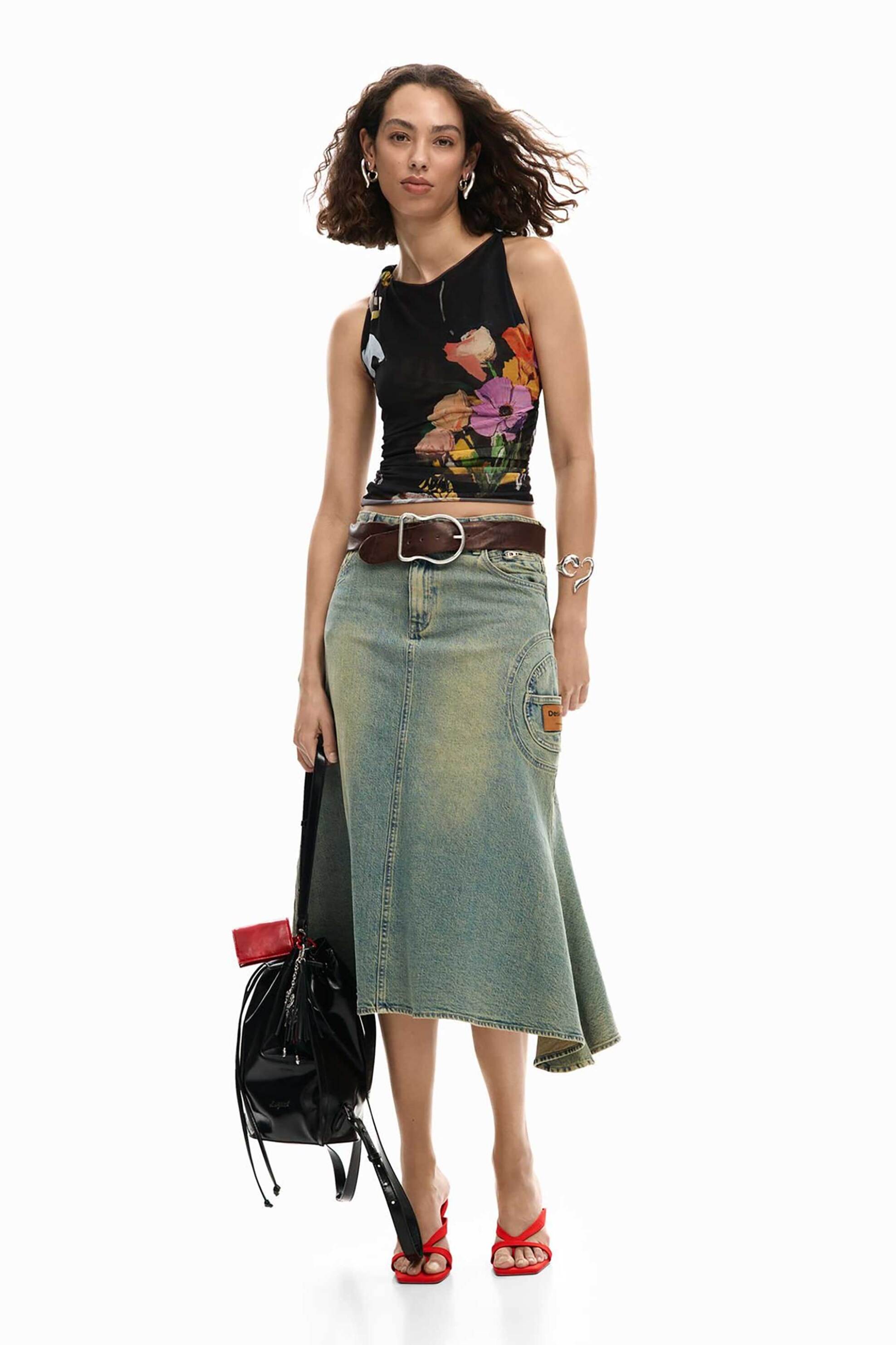 DESIGUAL Desigual γυναικείο τοπ αμάνικο με all-over tropical print "Bruselas" - 26SWTK14 Μαύρο - 2
