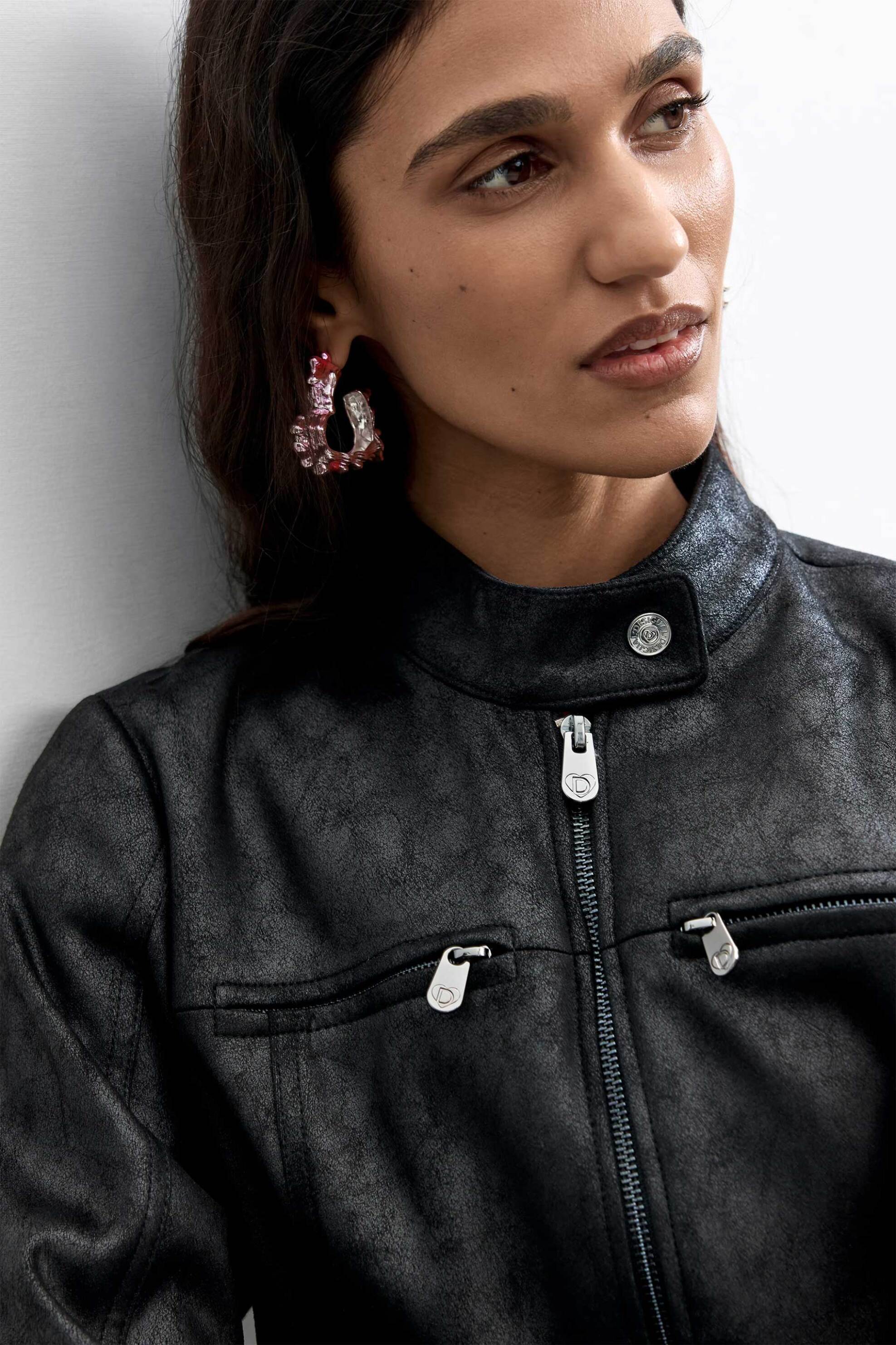 Desigual γυναικείο μπουφάν από faux δέρμα 