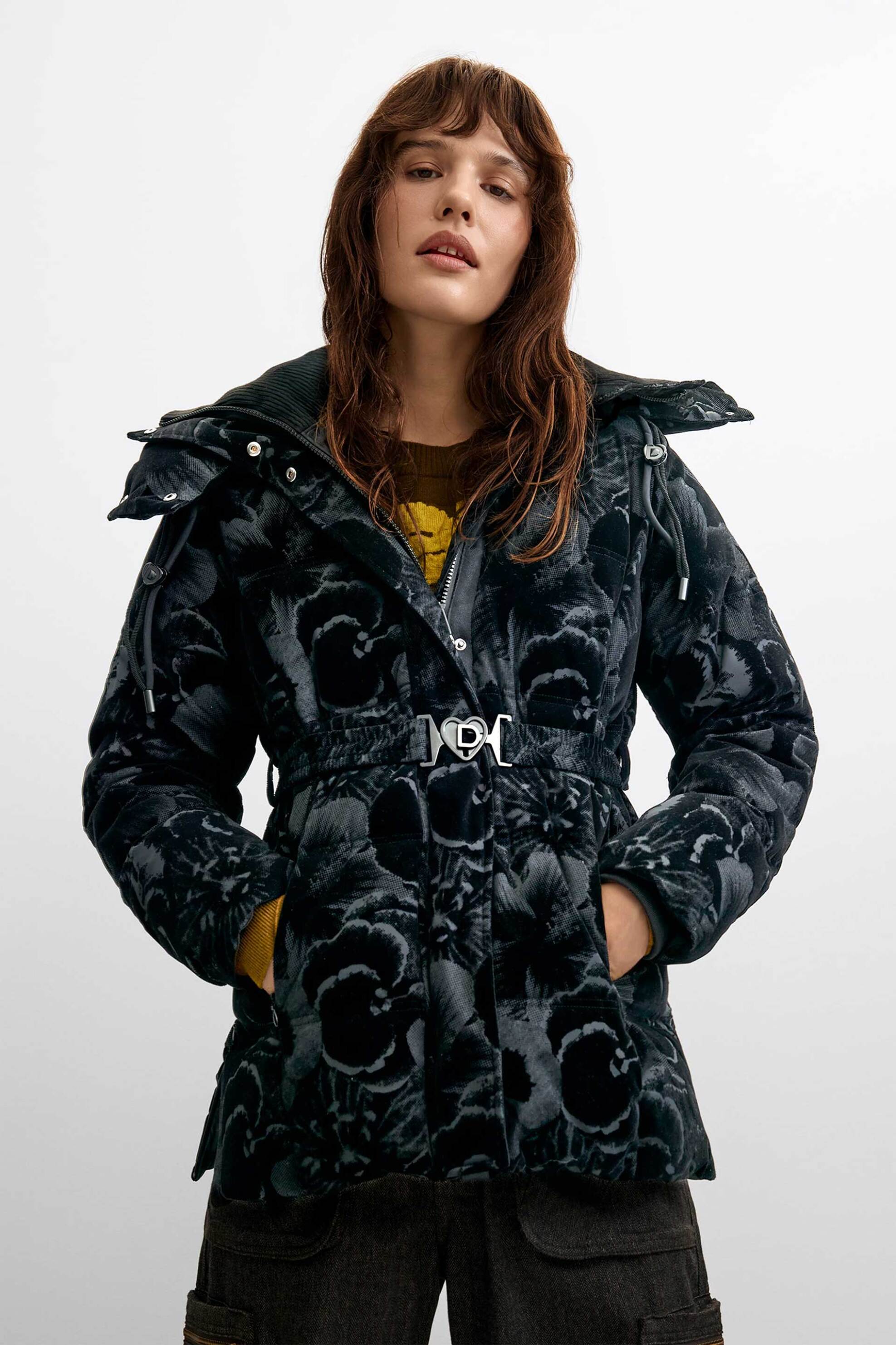 DESIGUAL Desigual γυναικείο μπουφάν με floral print "Lucienne" - 26WWEW41 Μαύρο