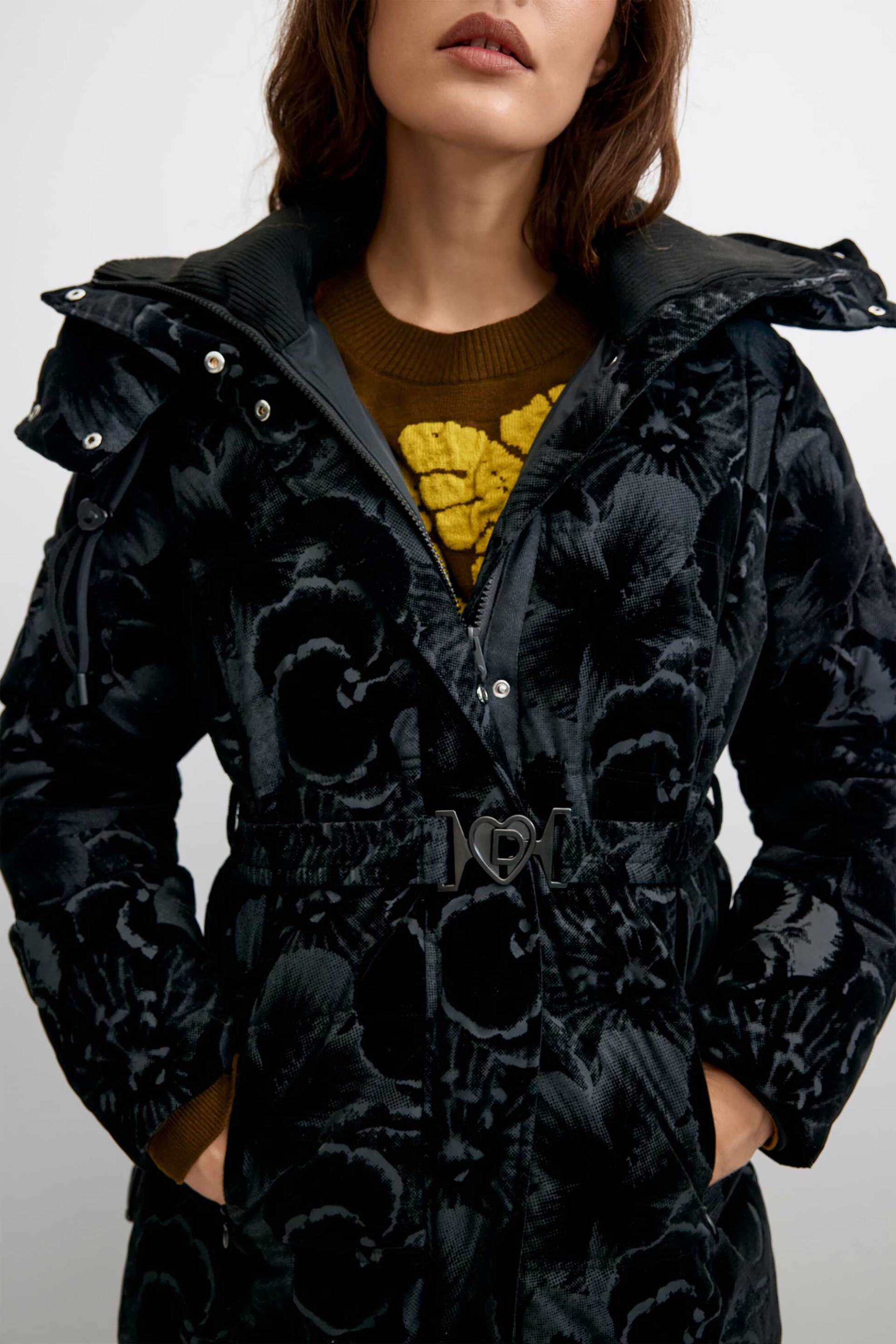 DESIGUAL Desigual γυναικείο μπουφάν με floral print "Lucienne" - 26WWEW41 Μαύρο - 2