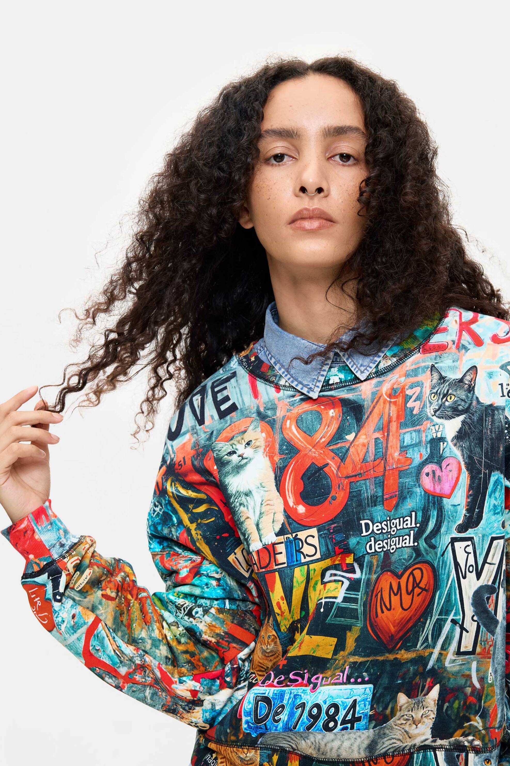 DESIGUAL Desigual γυναικεία μπλούζα φούτερ εμπριμέ "Cats" - 26WWSK07 Πολύχρωμο - 2
