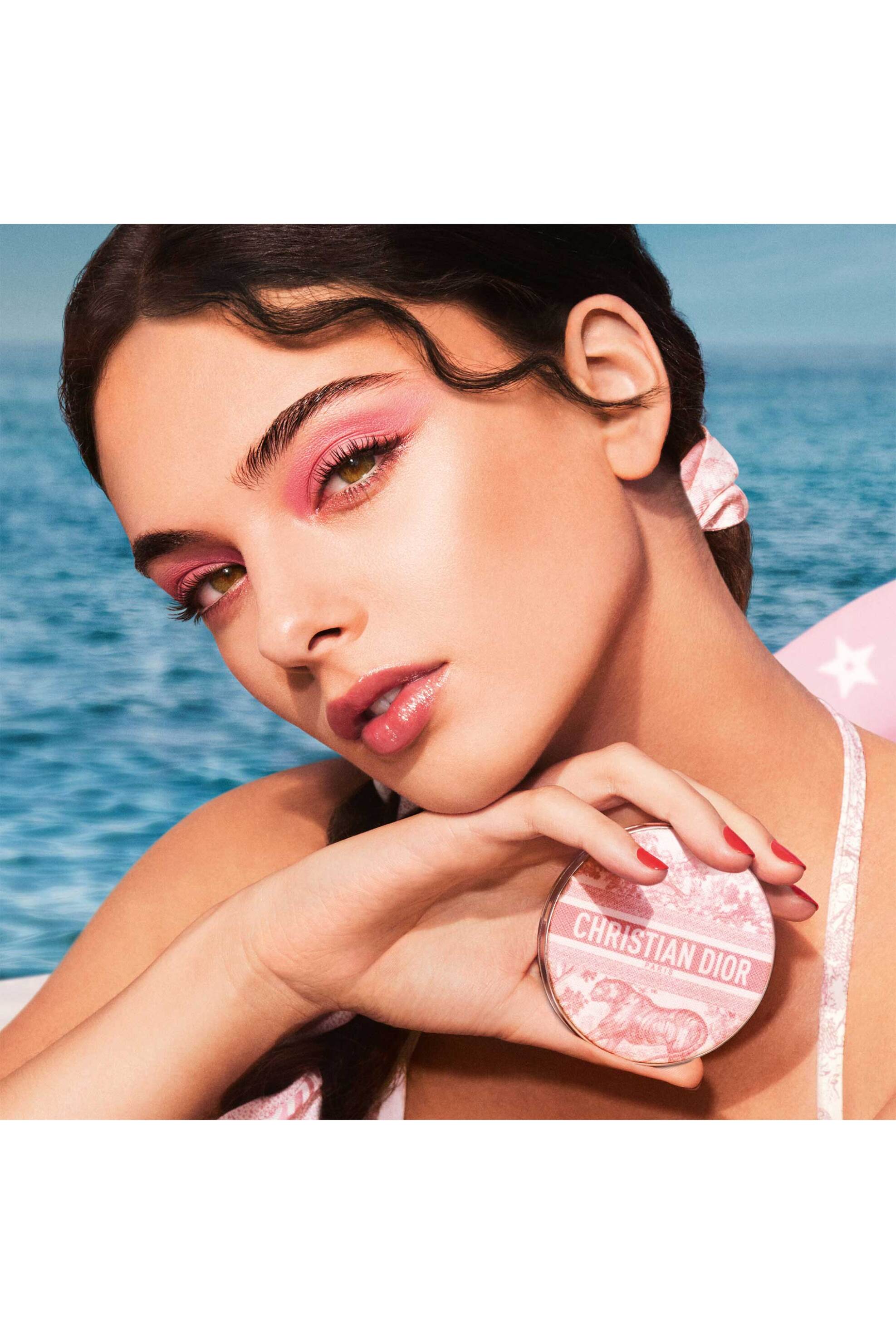 Dior Lip Glow Oil Nourishing Glossy Lip Oil - Color-Awakening 6 ml - E000000380 096 Pink Pop φωτογραφία