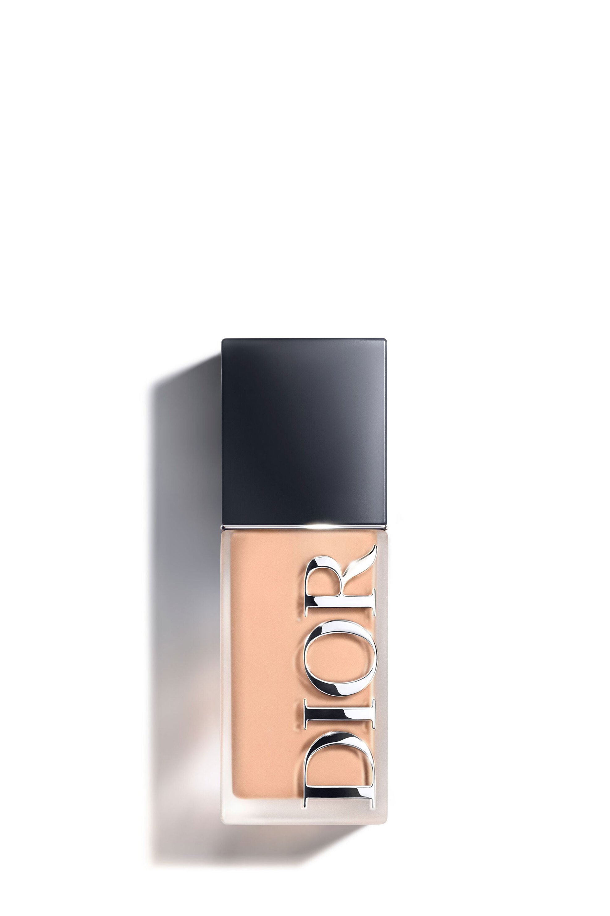 DIOR Dior Forever Skin Wear Blurring Natural Matte Foundation - 24h Ultra Wear 30 ml - E000001064 2 Warm Peach