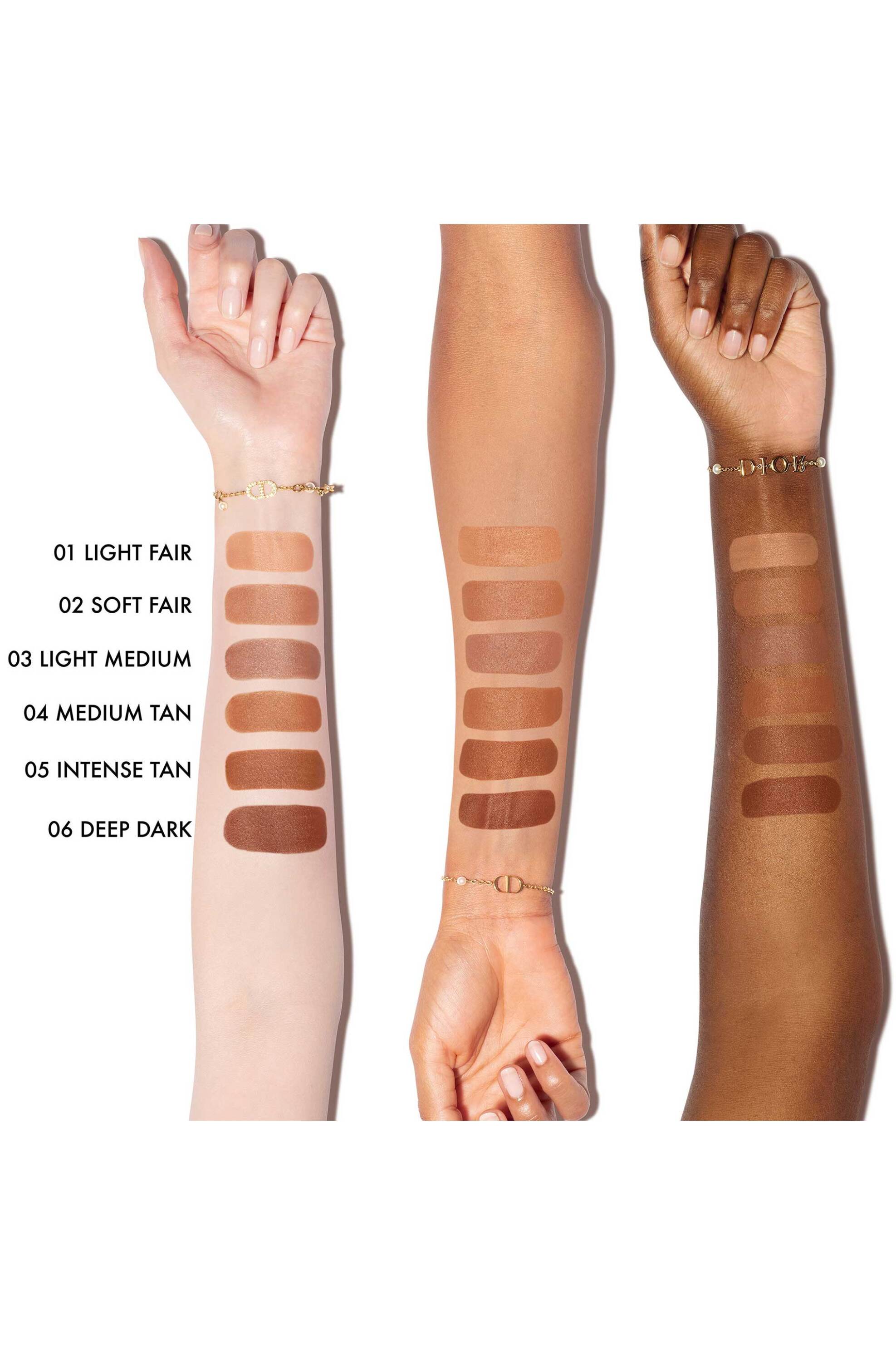 Dior Forever Skin Bronze Ultra-Melting Bronzing Balm Stick 8 Gr - E000001347 03 Light Medium