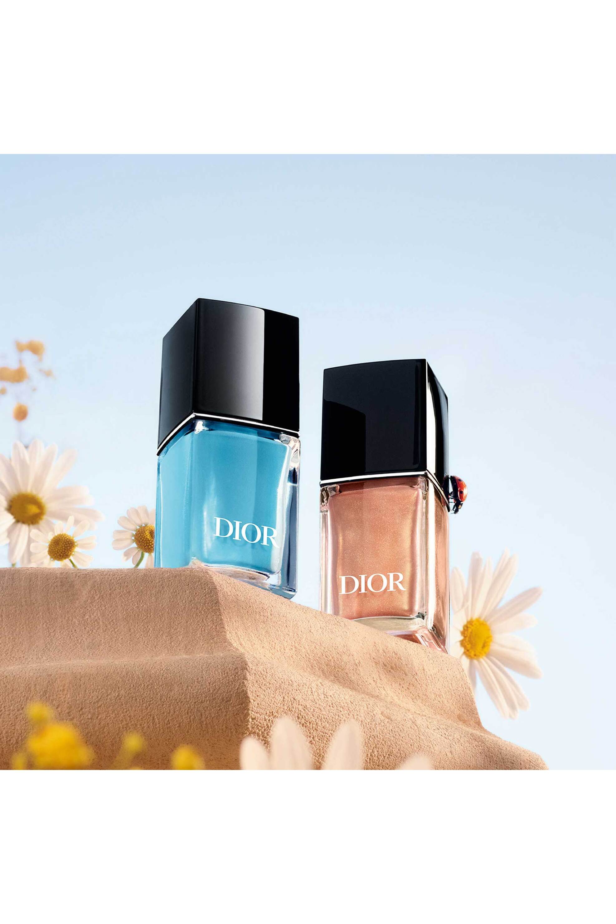 Dior Vernis Nail Polish With Gel Effect And Couture Color - Limited Edition 10 ML E000001663 110 Sunset