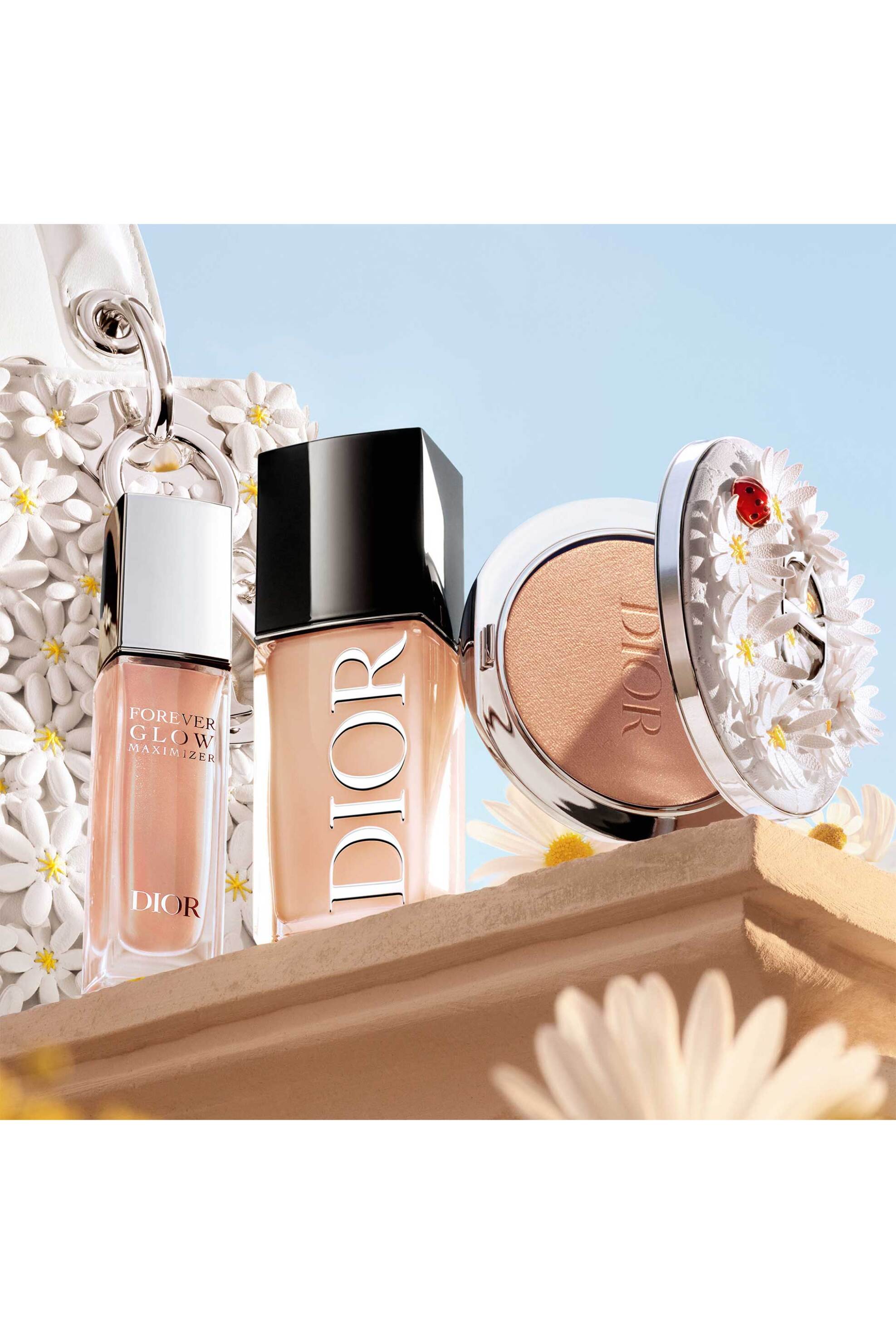 Dior Forever Glow Maximizer Longwear Liquid Highlighter - Limited Edition 11 ML E000001675 630 Sunburst