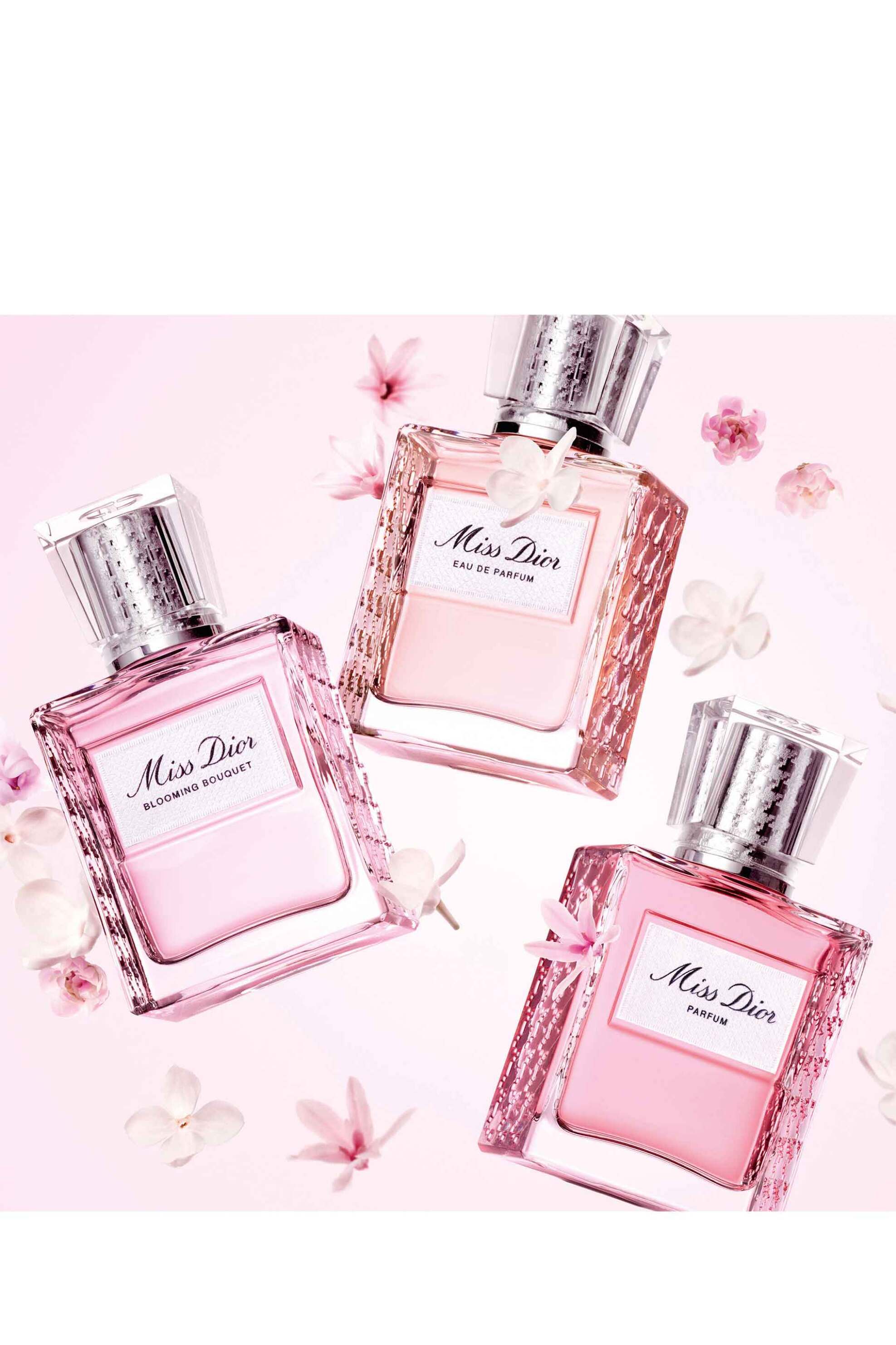 Dior Miss Parfum Roller-Pearl Floral Fruity And Woody Notes 20 ML - E000001570