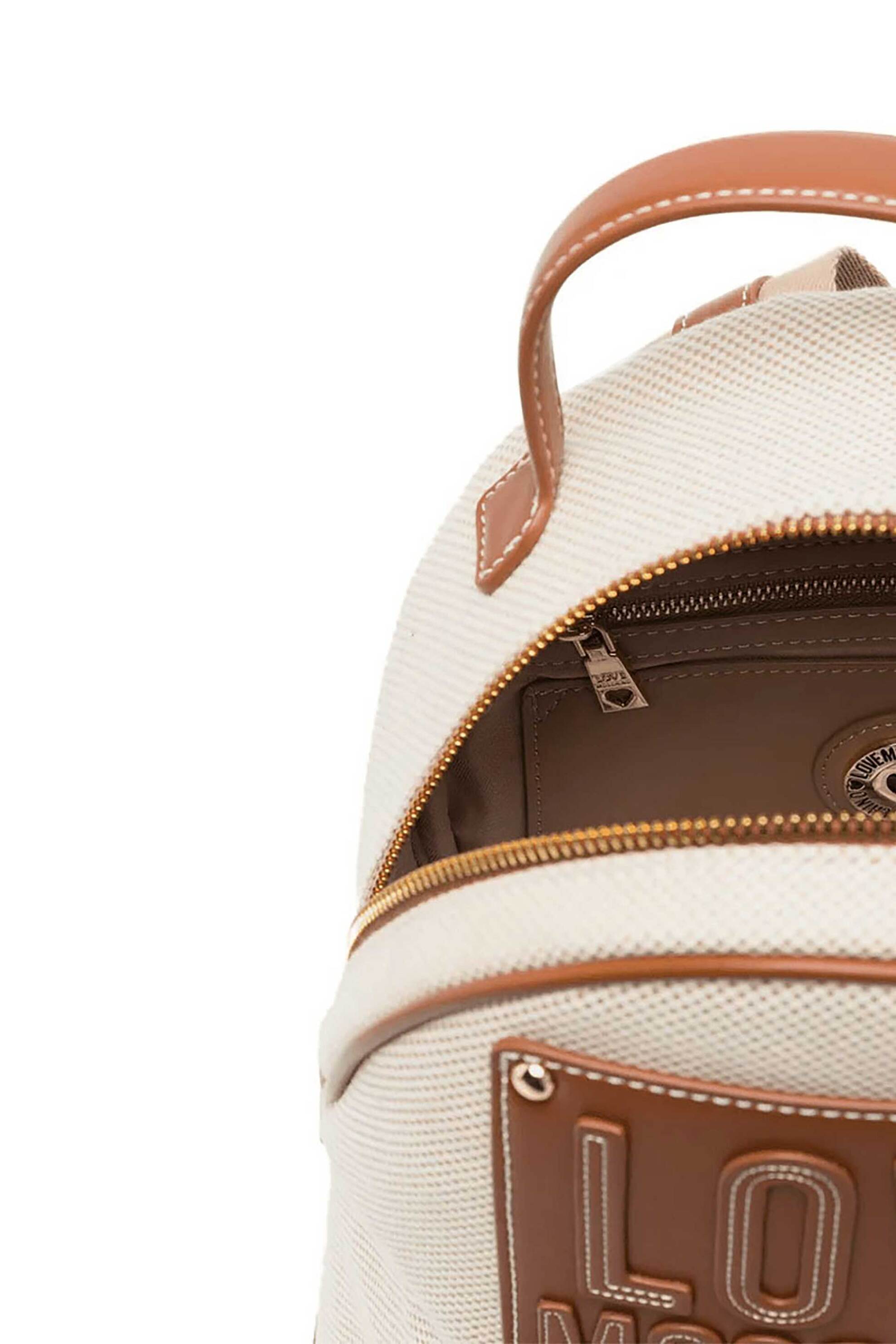 Love Moschino γυναικείo backpack με logo patch - JC4063PP1OLZ1 Μπεζ φωτογραφία