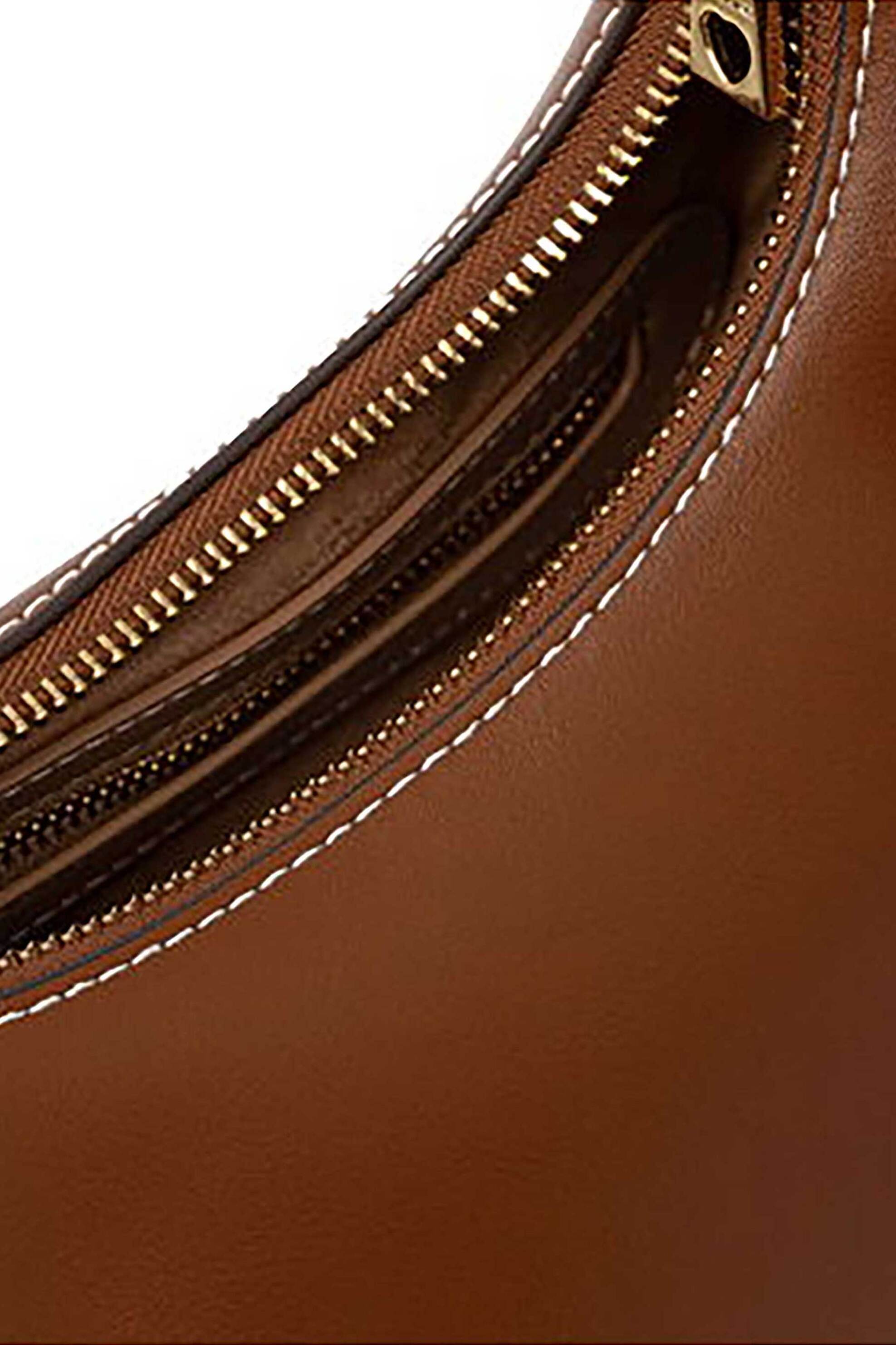 Love Moschino γυναικεία τσάντα ώμου με μεταλλικό λογότυπο - JC4095PP1OLI0 Καμηλό φωτογραφία