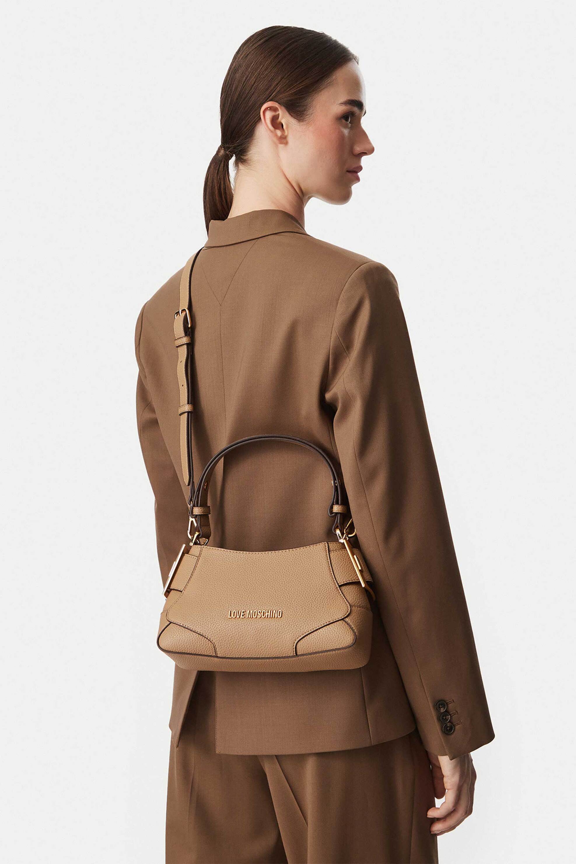 LOVE MOSCHINO Love Moschino γυναικεία τσάντα χειρός με μεταλλικό λογότυπο - JC4098PP1PLT1 Μπεζ - 4