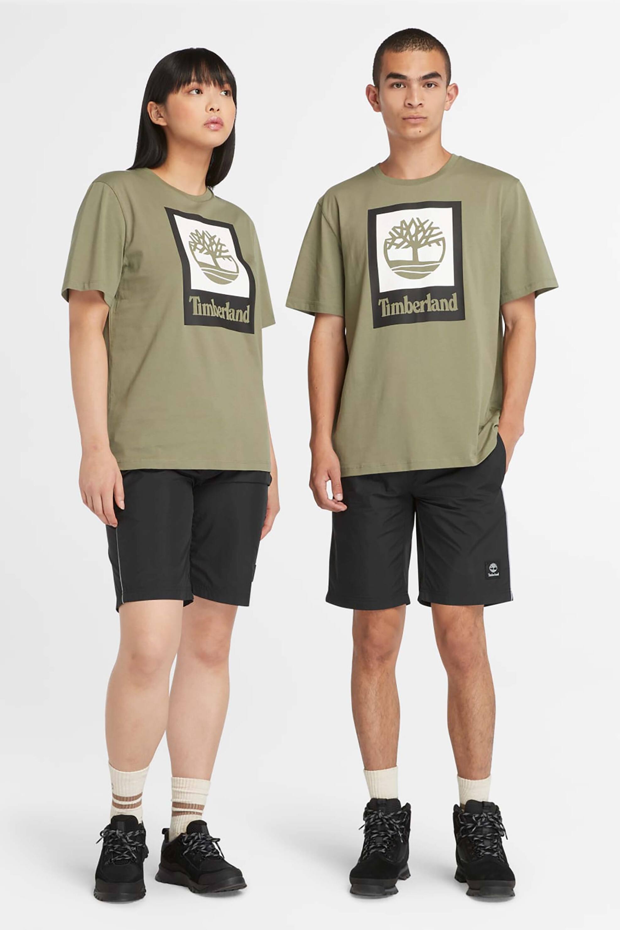 Ανδρική Μόδα > Ανδρικά Ρούχα > Ανδρικές Μπλούζες > Ανδρικά T-Shirts Timberland unisex T-shirt μονόχρωμο βαμβακερό με boxed logo και emblem print - TB0A5QS25901 Λαδί
