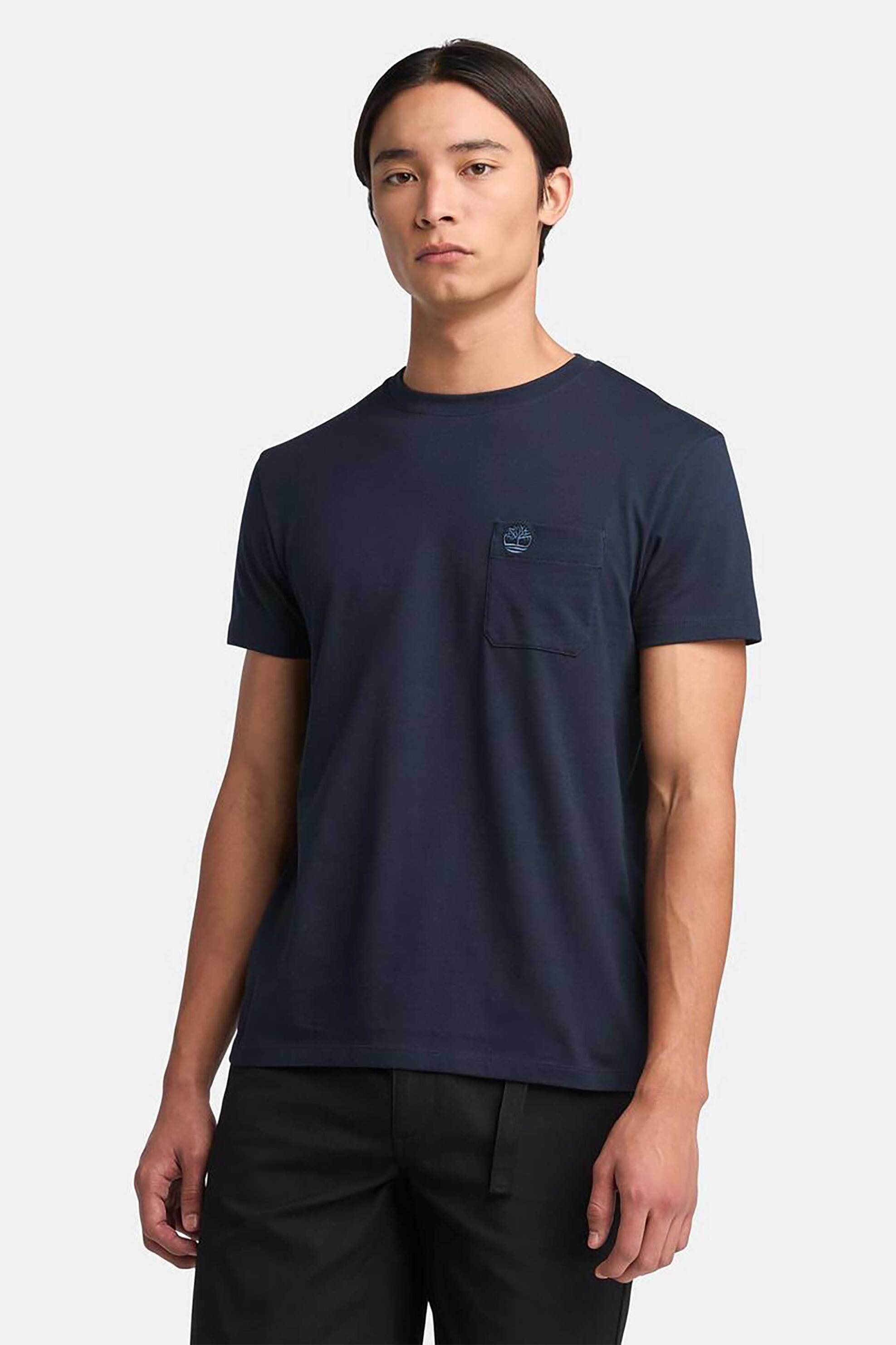 Timberland ανδρικό T-shirt με τσέπη και κεντημένο tree logo Slim Fit - TB0A2CQYZ021 Μπλε Σκούρο
