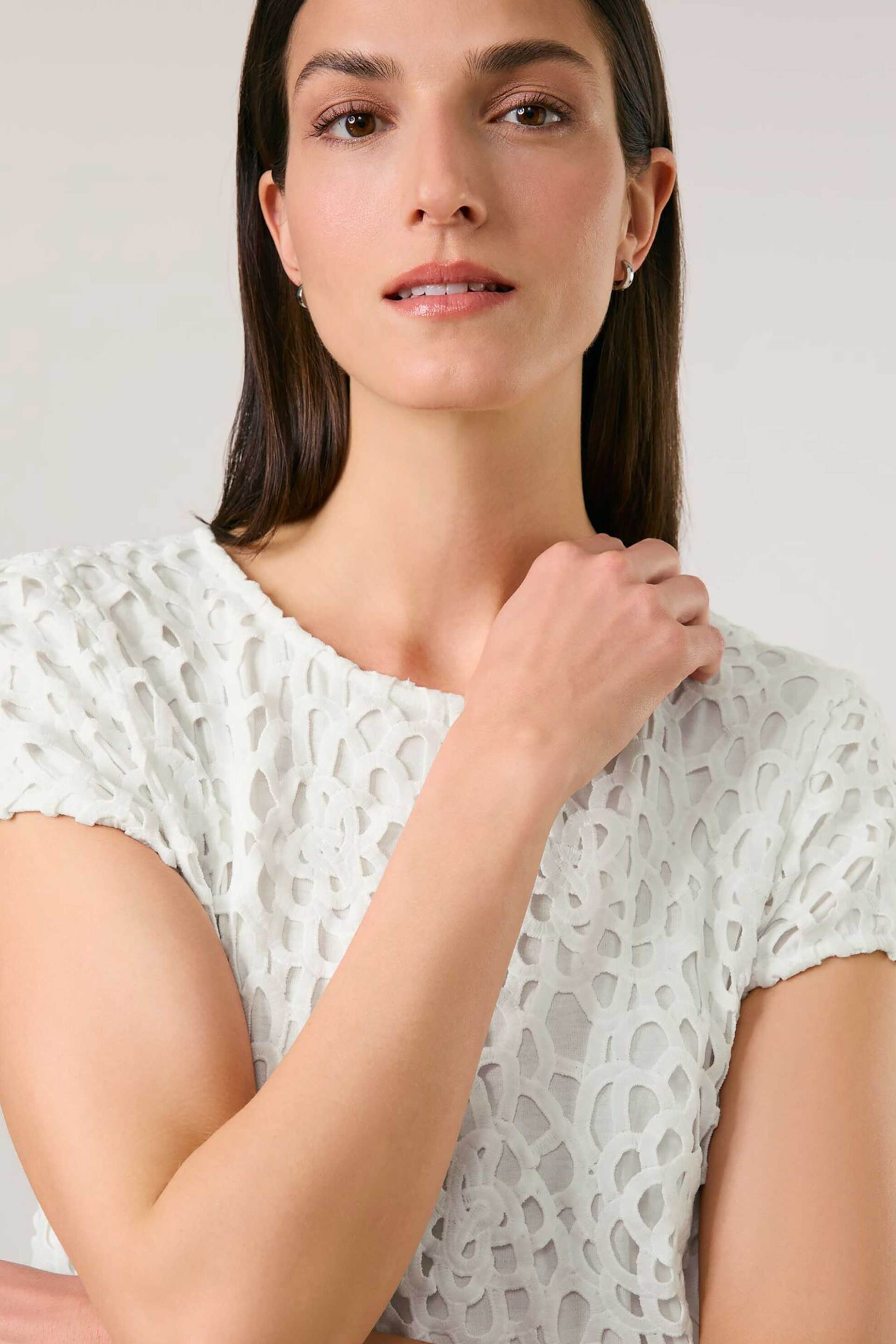 GERRY WEBER Gerry Weber γυναικείο mini φόρεμα με διάτρητο layer - 580102-31542 Λευκό - 2