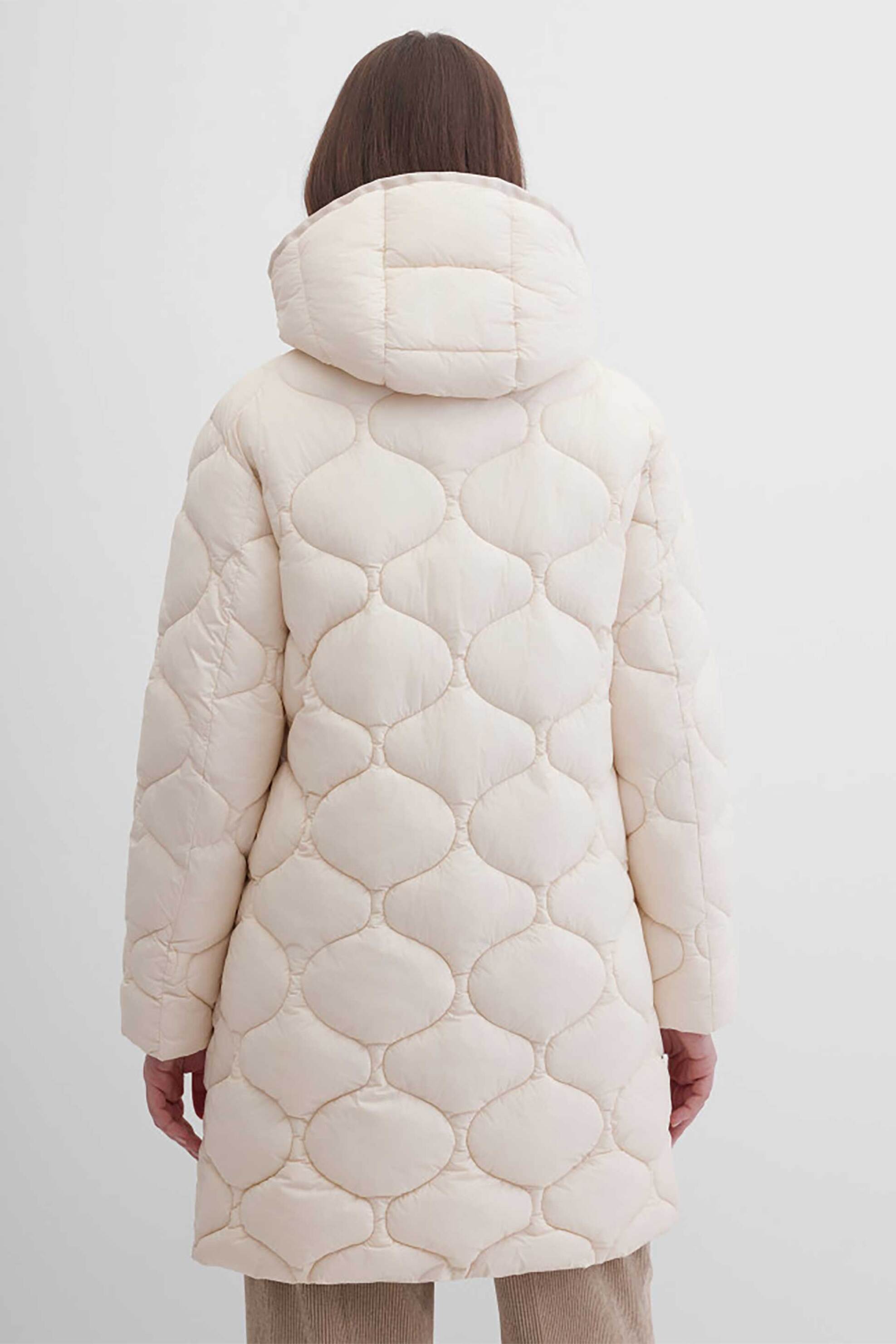 Gerry Weber γυναικείο μακρύ μπουφάν με καπιτονέ σχέδιο και κουκούλα Loose Straight Fit - 250063-61040 Μπεζ φωτογραφία