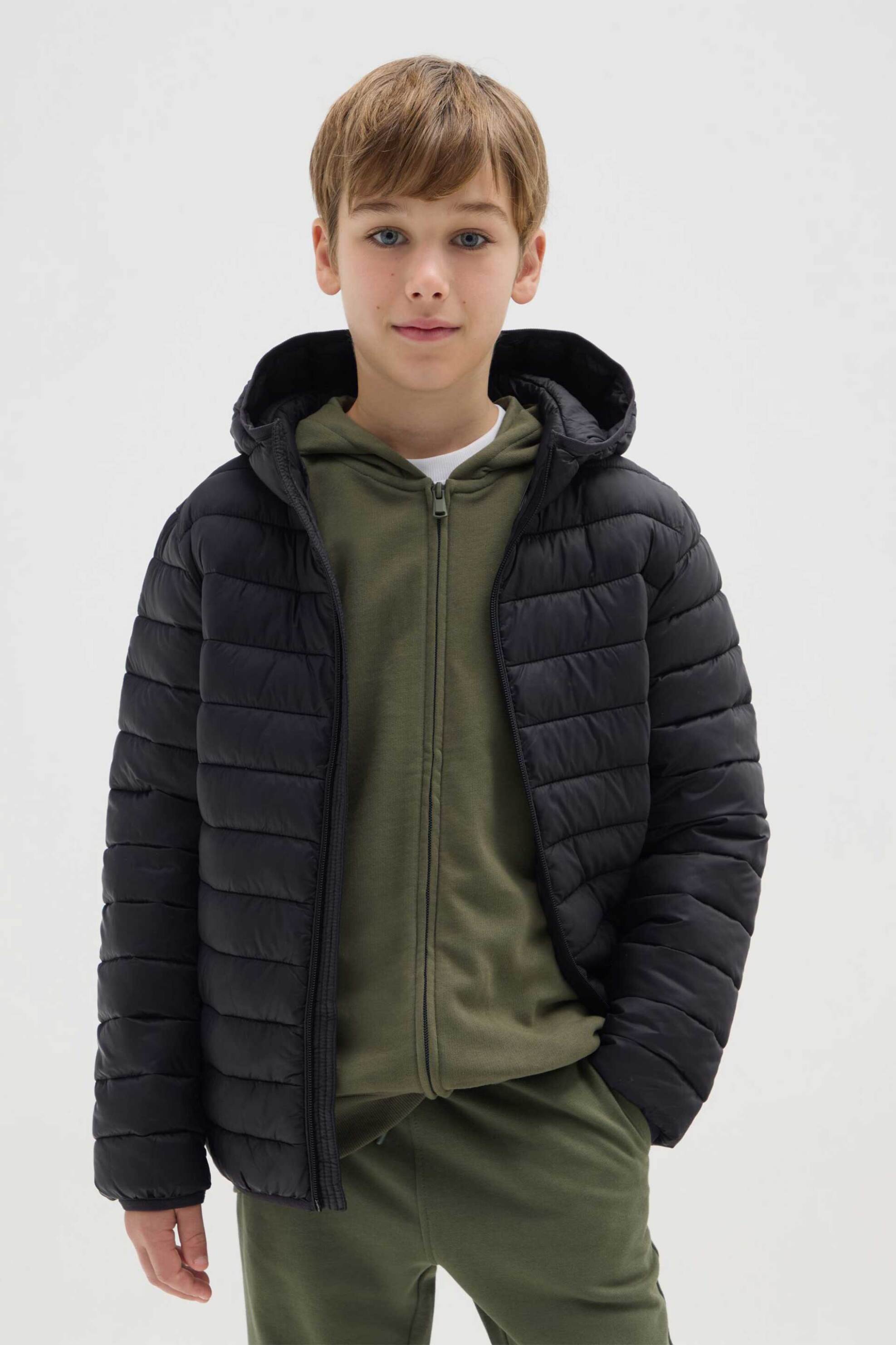 OVS παιδικό μπουφάν με καπιτονέ σχέδιο και κουκούλα Regular Fit - 002394682 Μαύρο