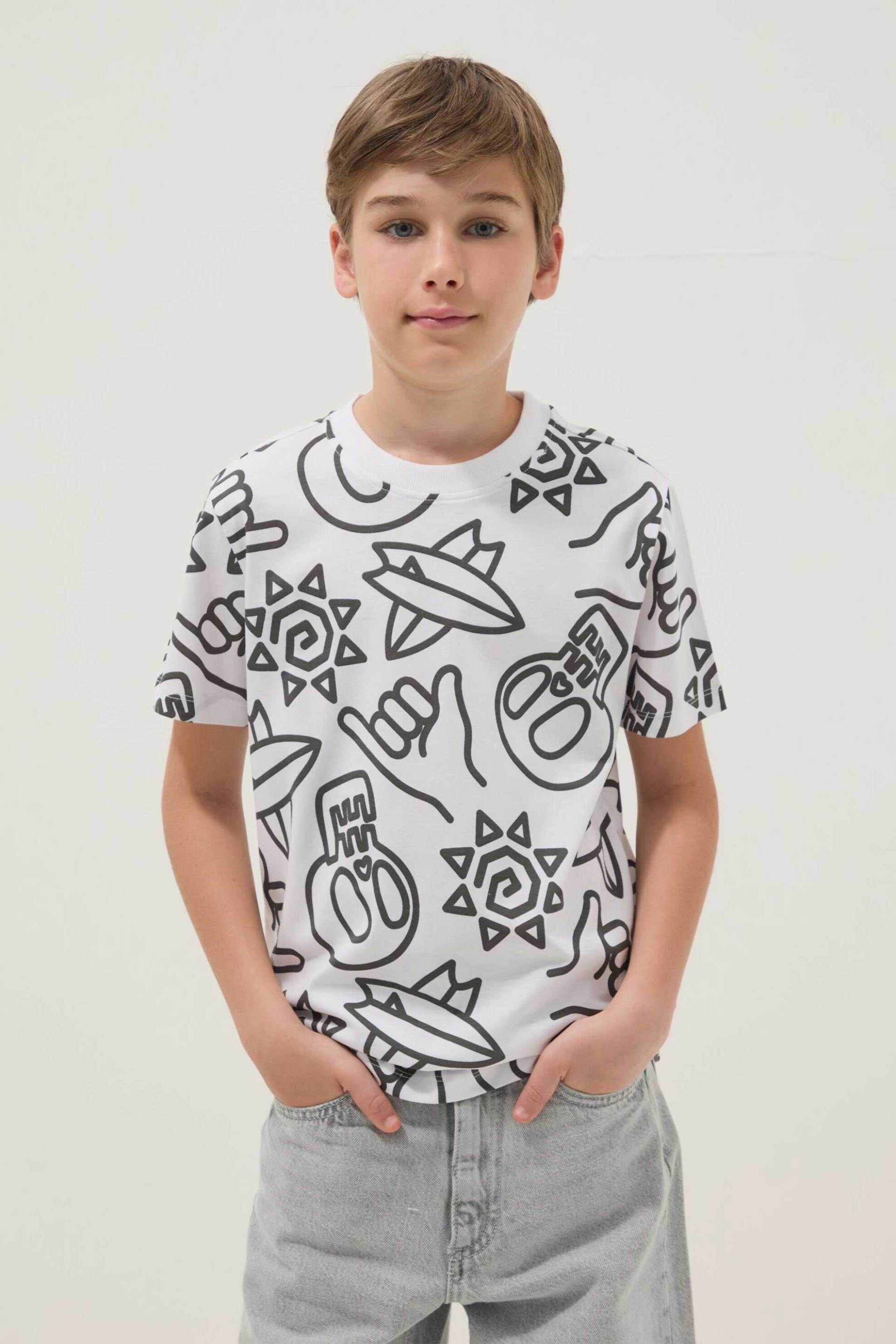 OVS παιδικό T-shirt με all-over graphic print Regular Fit - 002690533 Λευκό