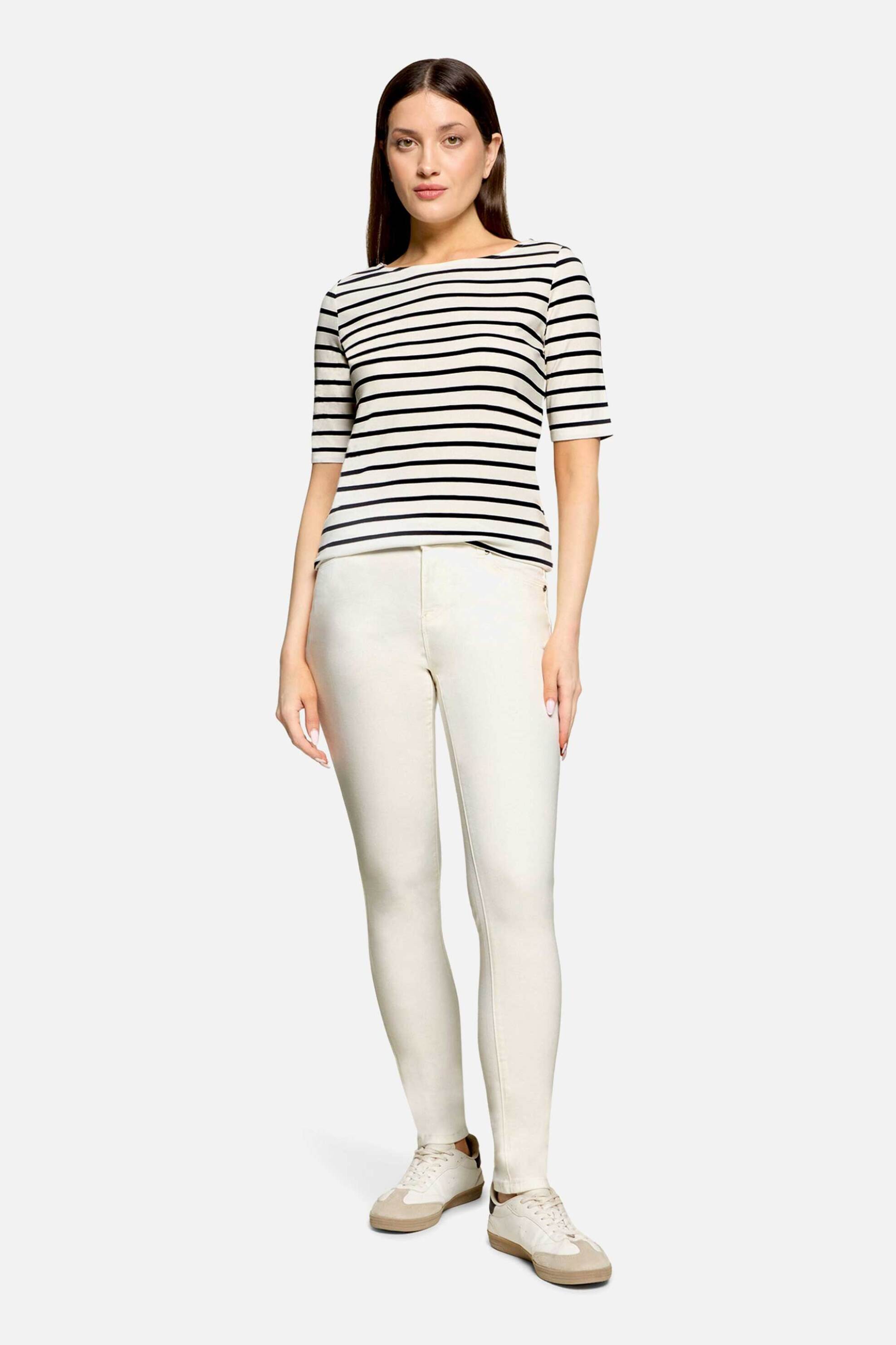 Γυναικεία παντελόνια τζιν slim fit & skinny σε λευκο