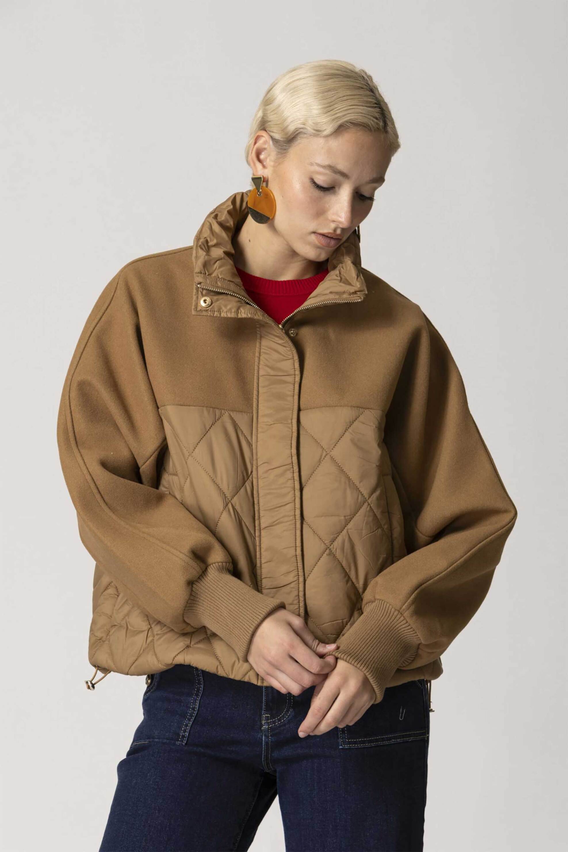 BILLY SABBADO Billy Sabbado γυναικείο μπουφάν με καπιτονέ σχέδιο - 4925729122 Καφέ