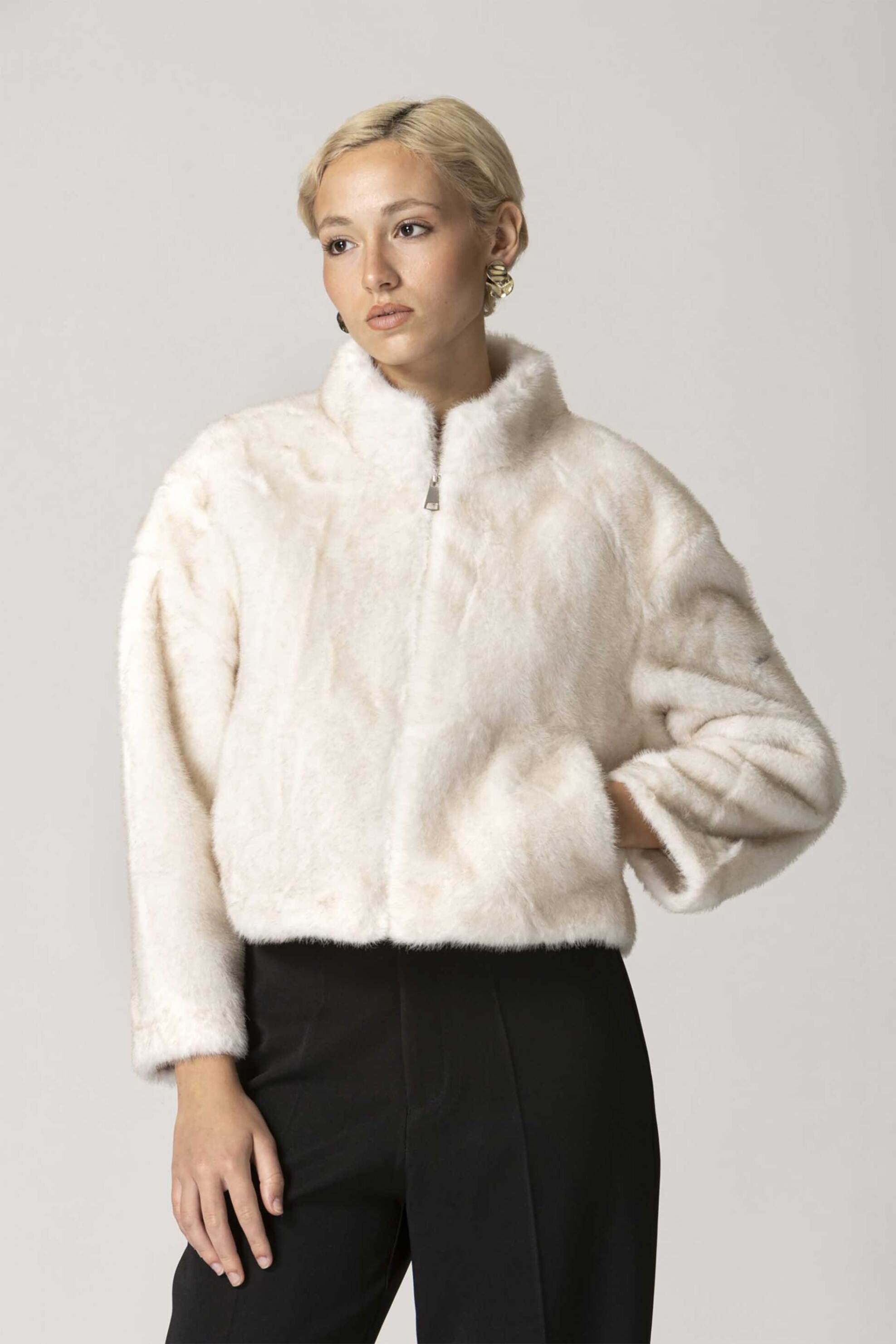 BILLY SABBADO Billy Sabbado γυναικείο κοντό jacket με faux γούνα - 4925761118 Εκρού