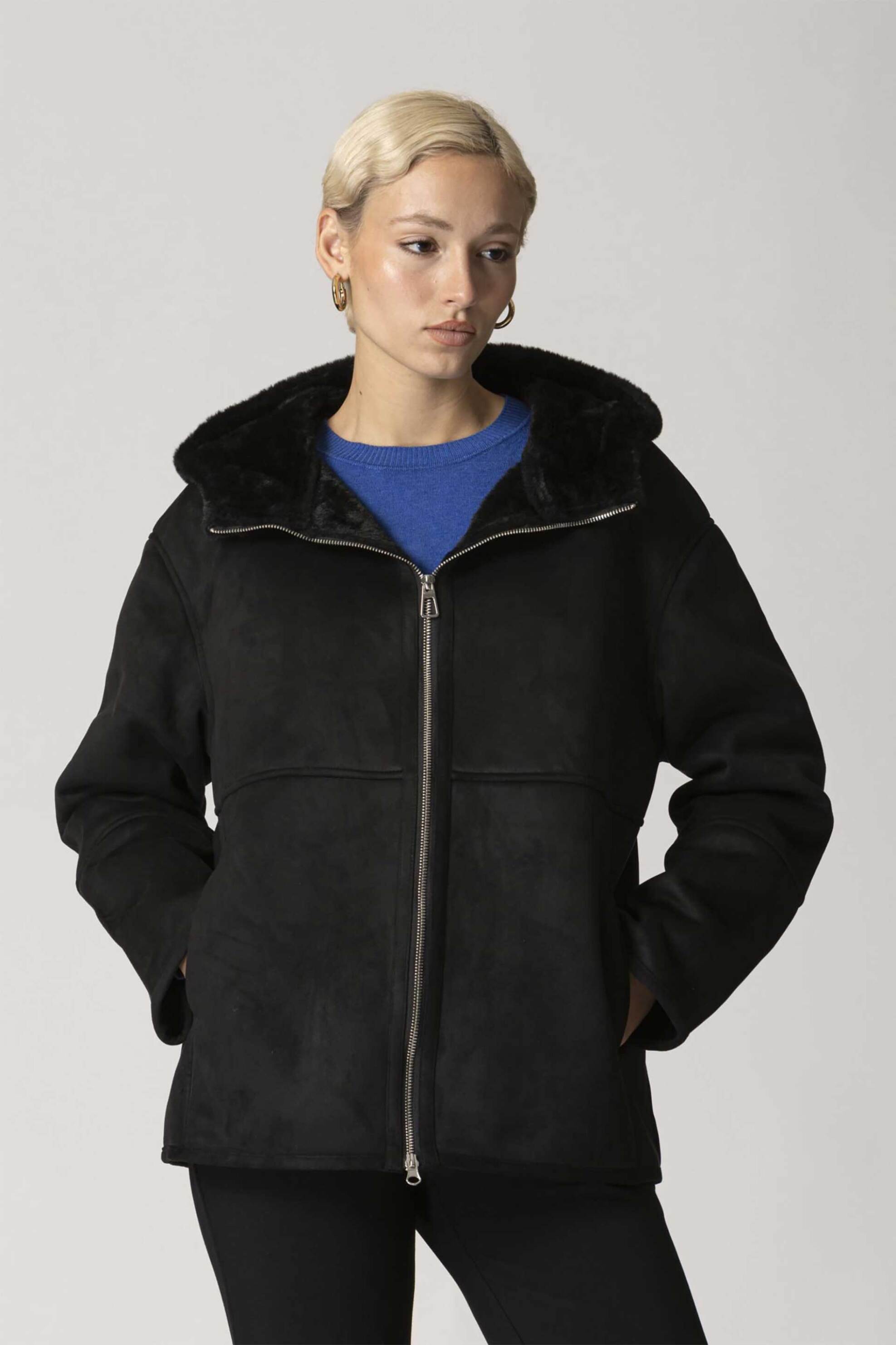 BILLY SABBADO Billy Sabbado γυναικείο μπουφάν μονόχρωμο και κουκούλα με faux γούνα - 4925862258 Μαύρο