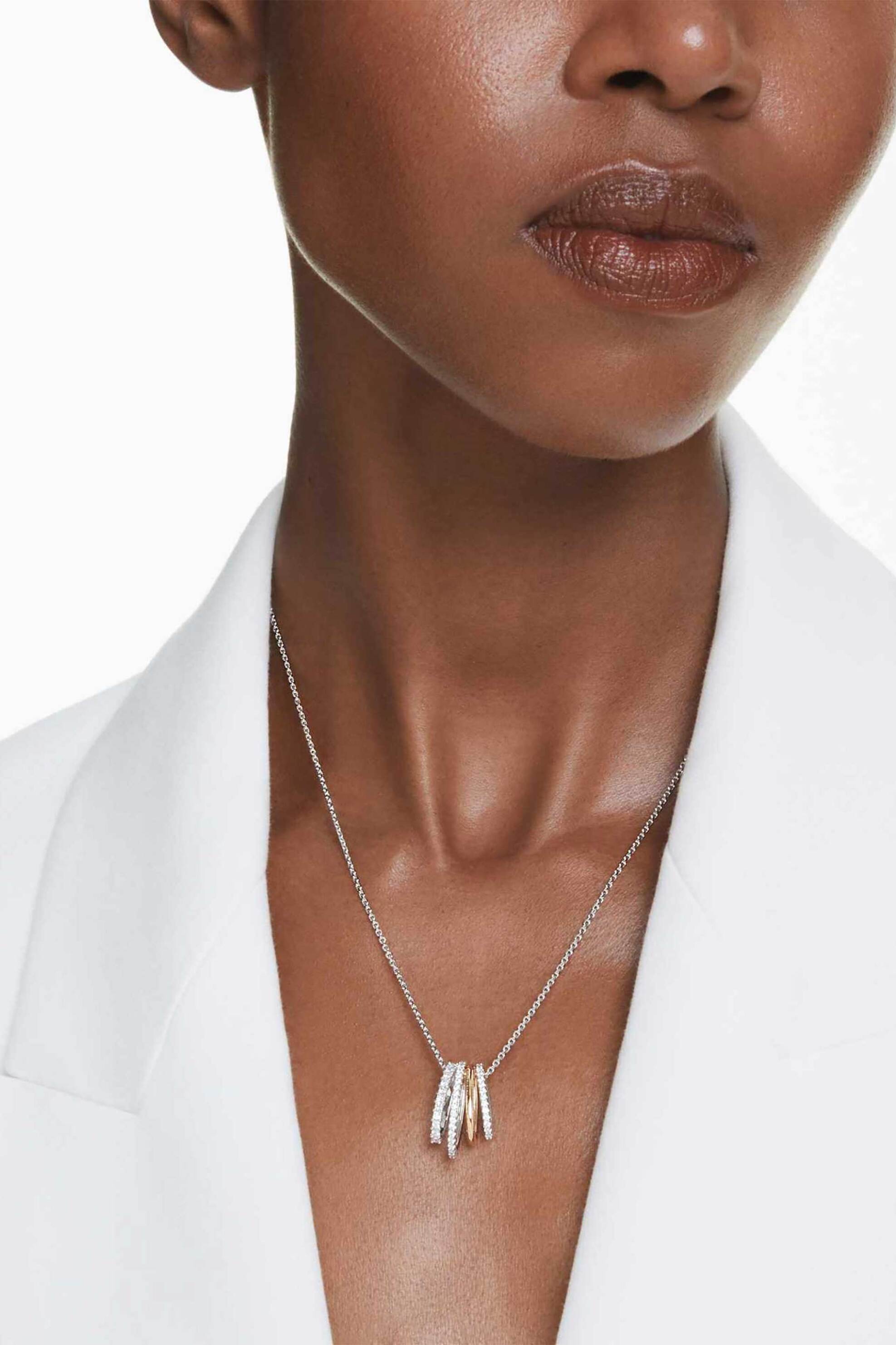 Swarovski Γυναικείο Μενταγιόν Μίξη Κοπών Λευκό Φινίρισμα από Διάφορα Μέταλλα Hyperbola - 5696626