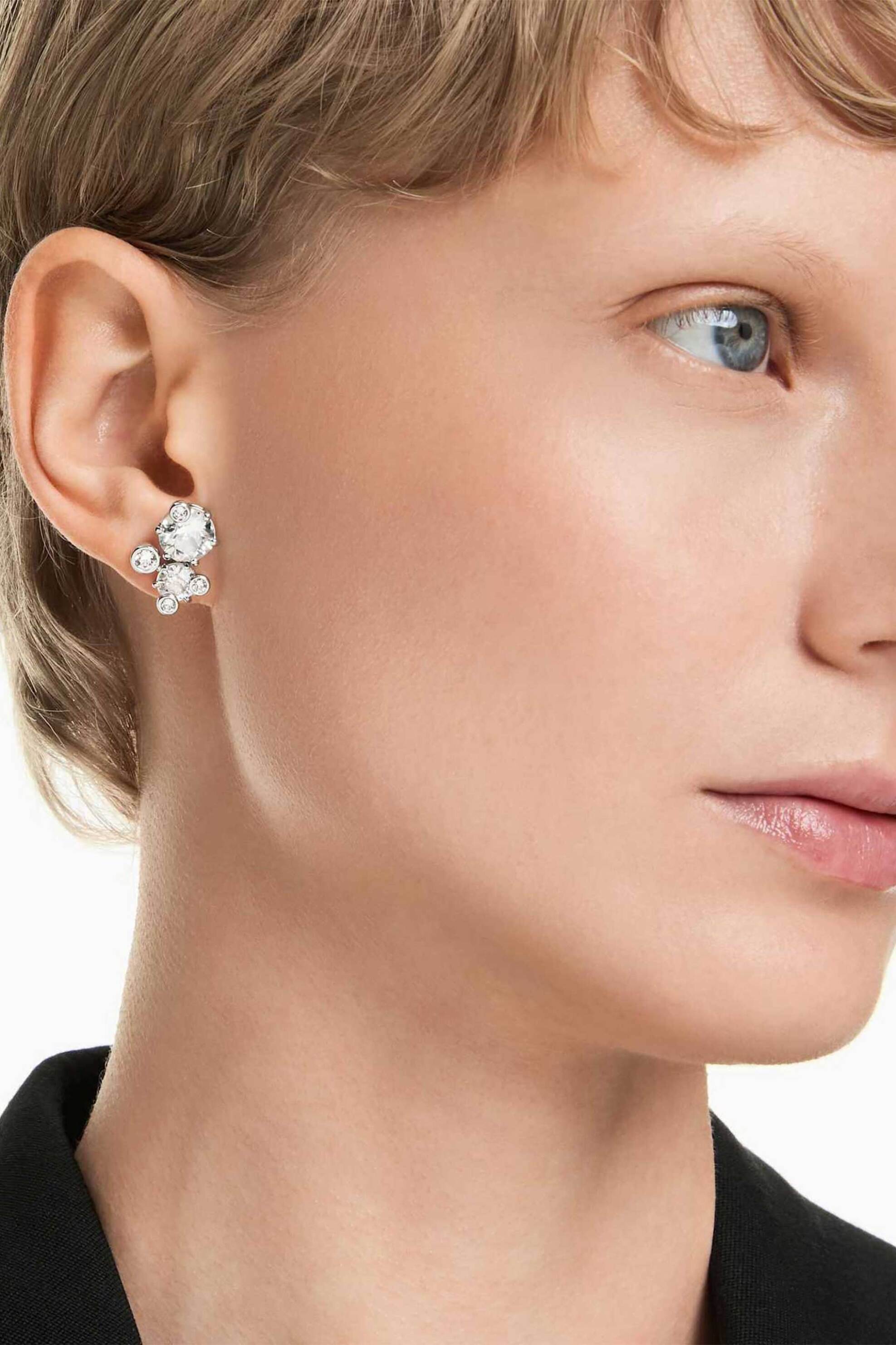 Swarovski Γυναικεία Σκουλαρίκια με Καραφάκι Στρογγυλή Κοπή Λευκά Επιμετάλλωση Ροδίου Constella - 5732253