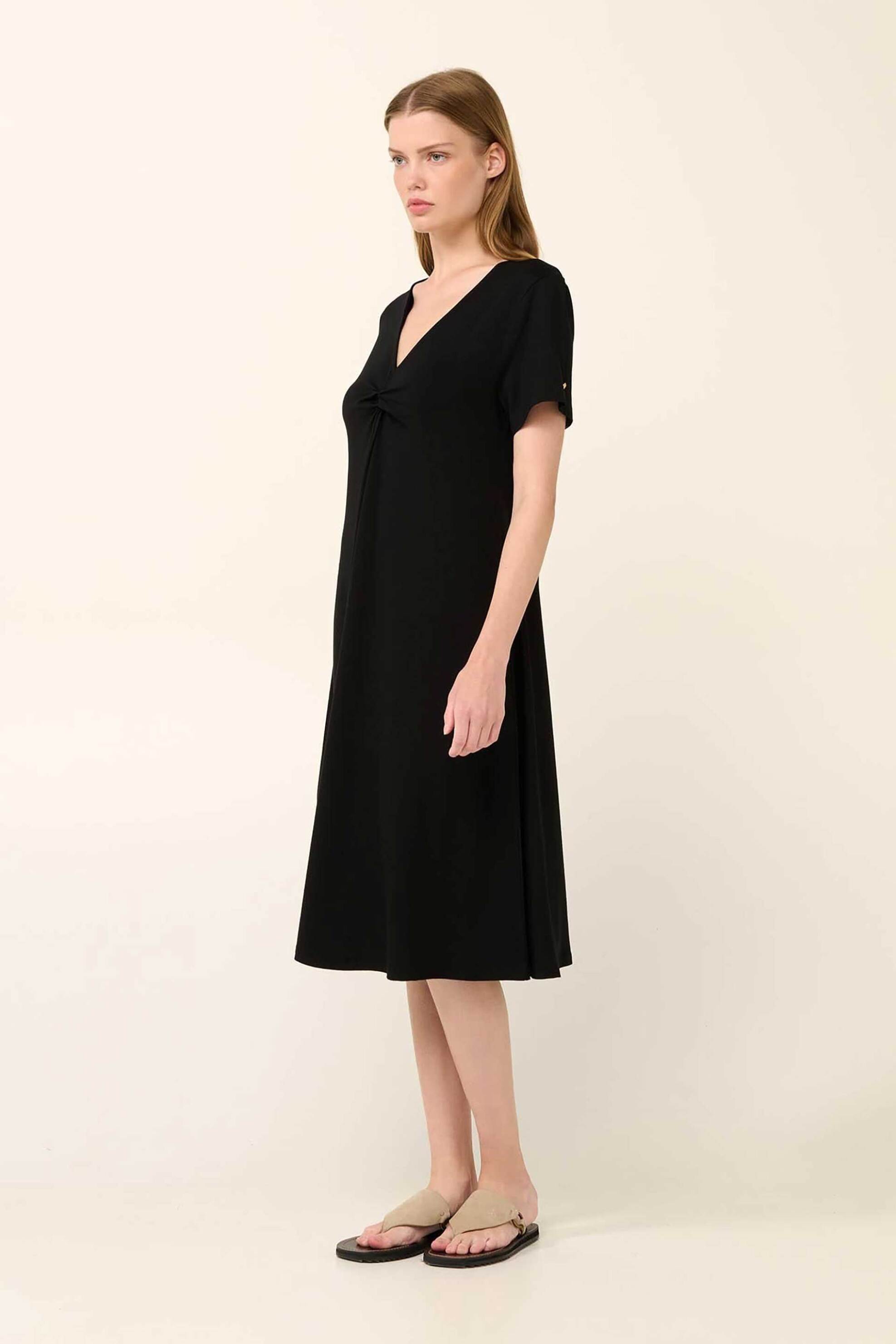VAMP Vamp γυναικείο midi φόρεμα μονόχρωμο από viscose - 22510 Μαύρο