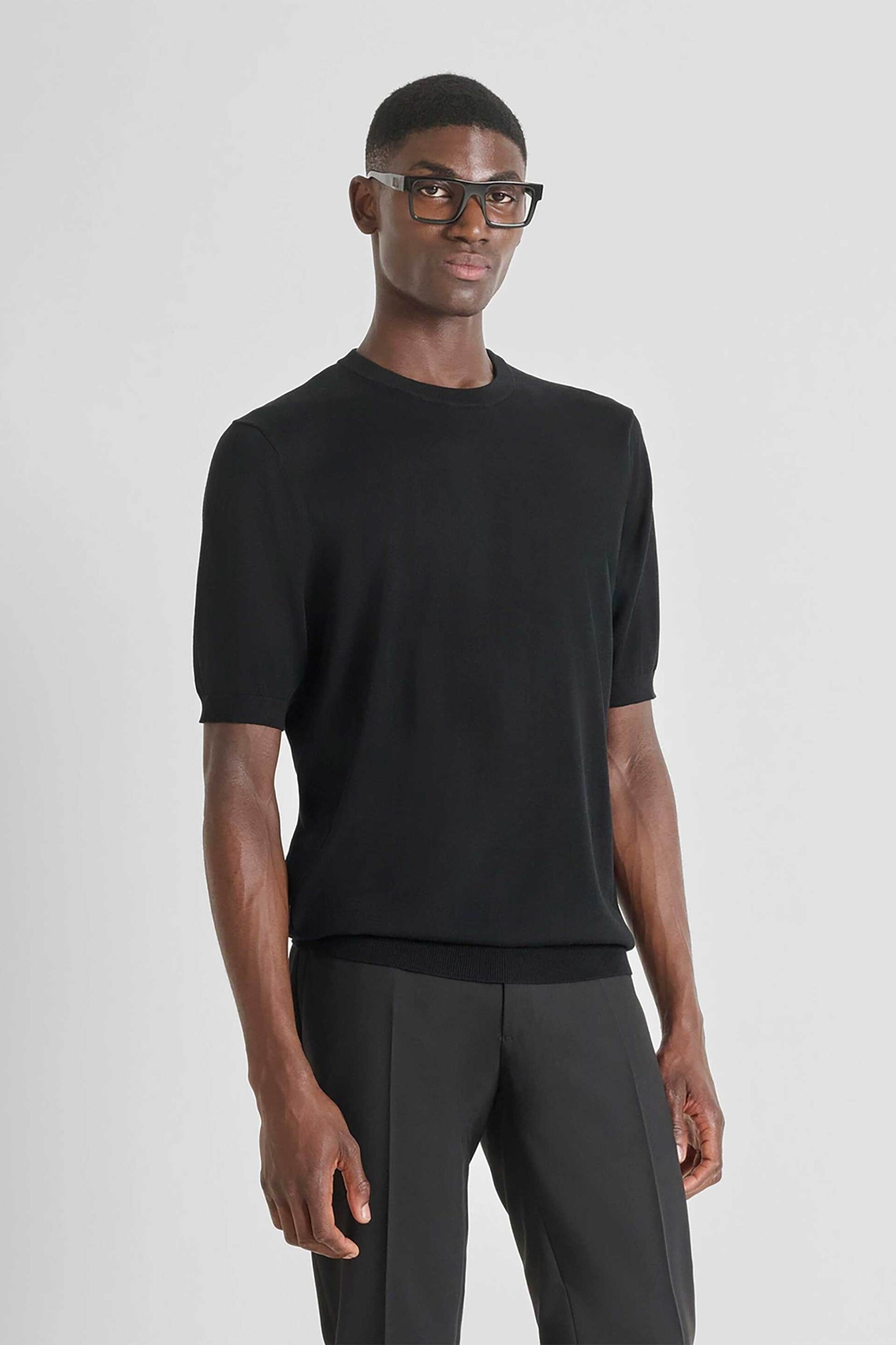 Antony Morato ανδρική πλεκτή μπλούζα με κοντό μανίκι Regular Fit - SW01538YA400145 Μαύρο