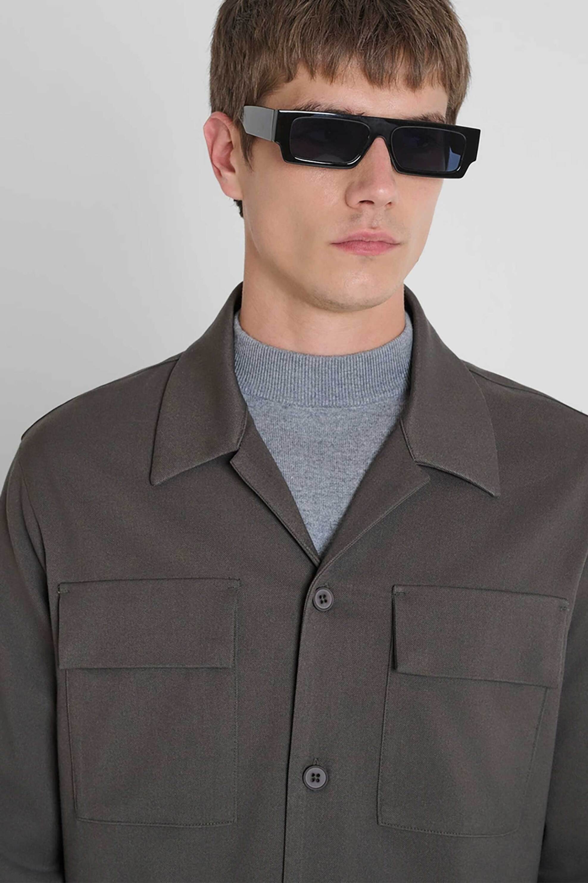 Antony Morato ανδρικό πουκάμισο μονόχρωμο με τσέπες στο στήθος Regular Fit - SL00776FA600260 Χακί φωτογραφία